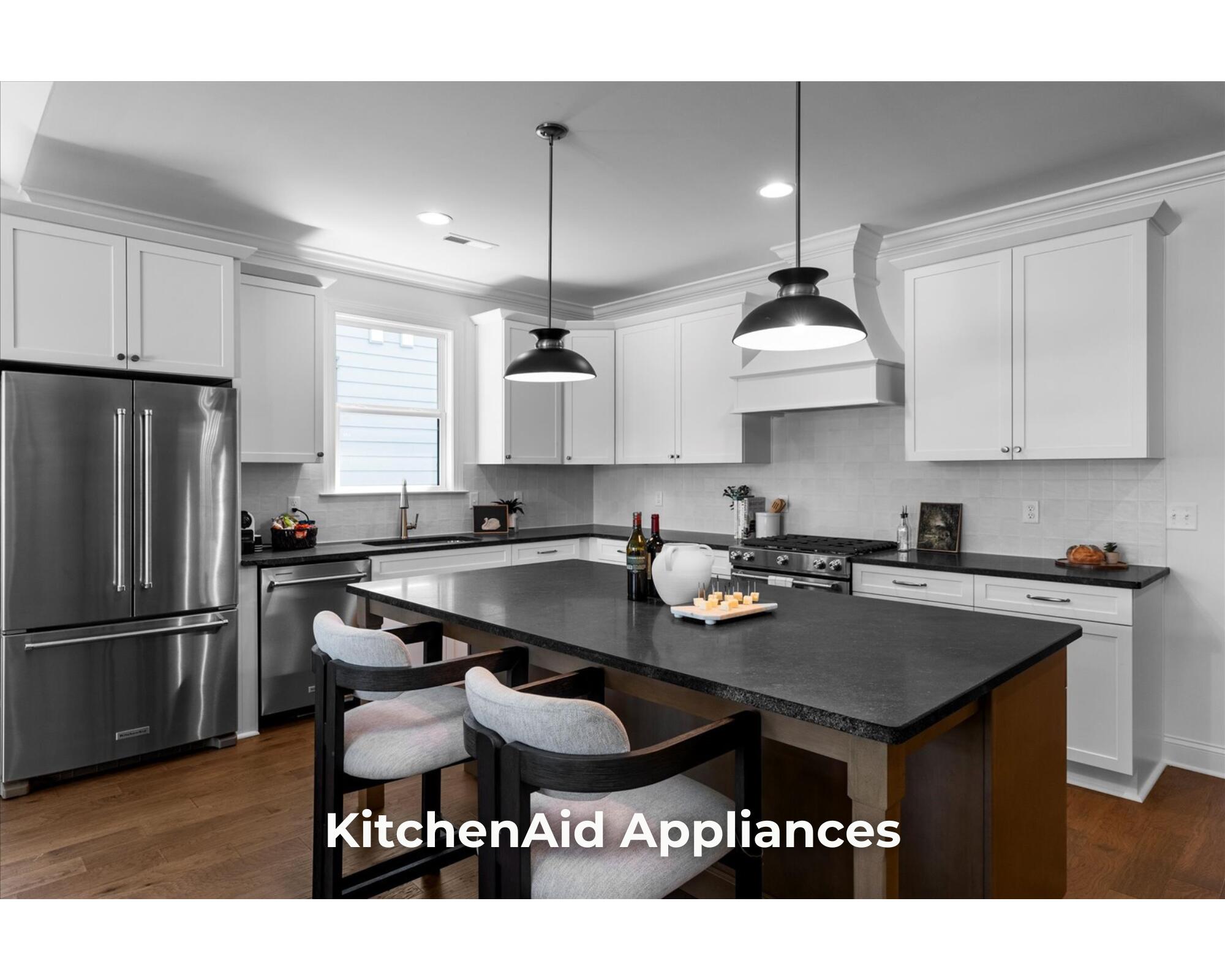 4707 Amethyst Road, 891