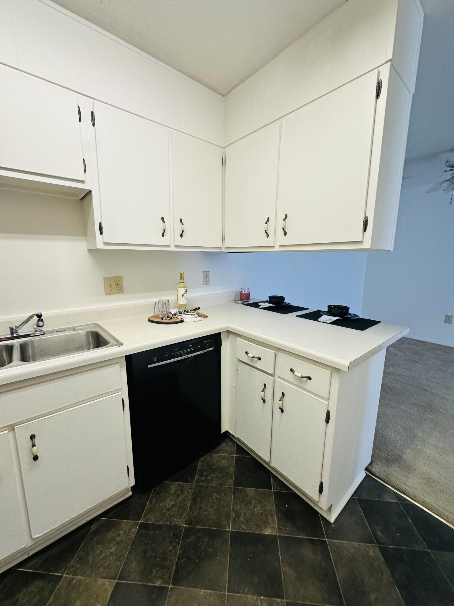 900 Mountain Creek Road, # 321