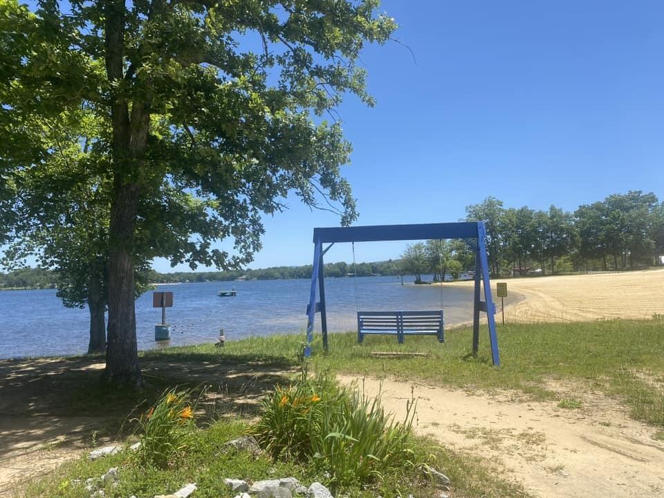 69 Seminole Road, F15