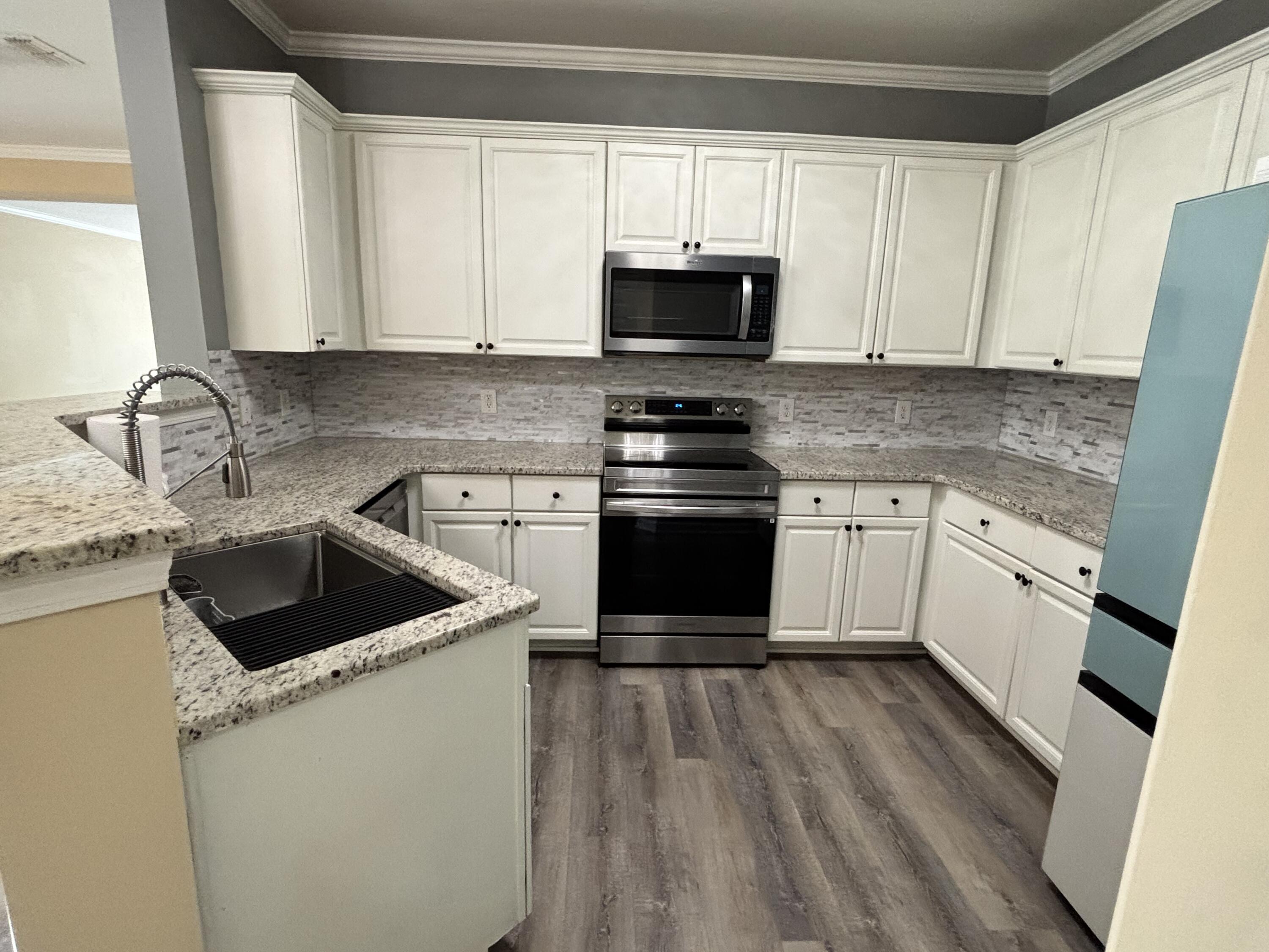 4104 Regency Court