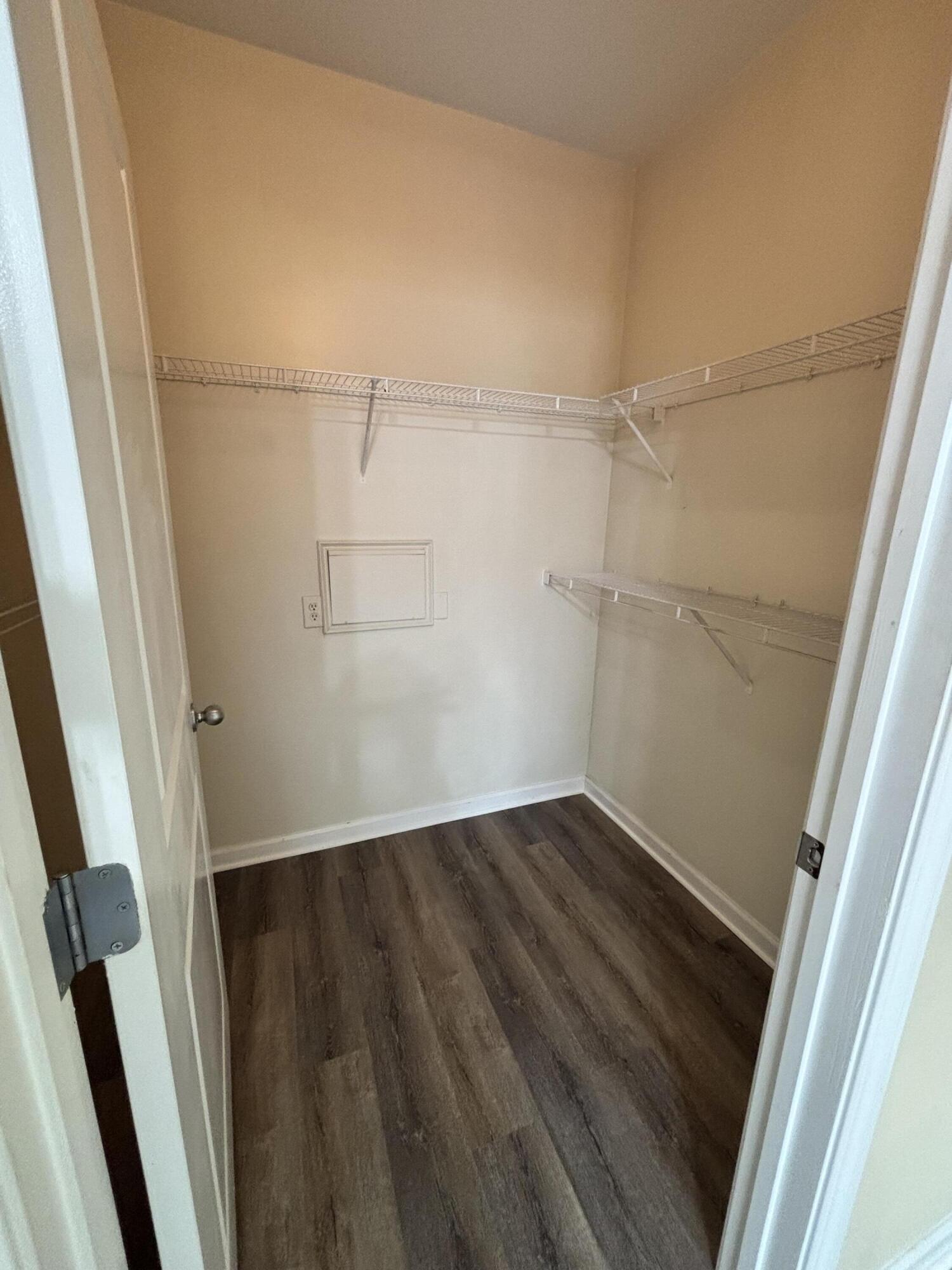 4104 Regency Court