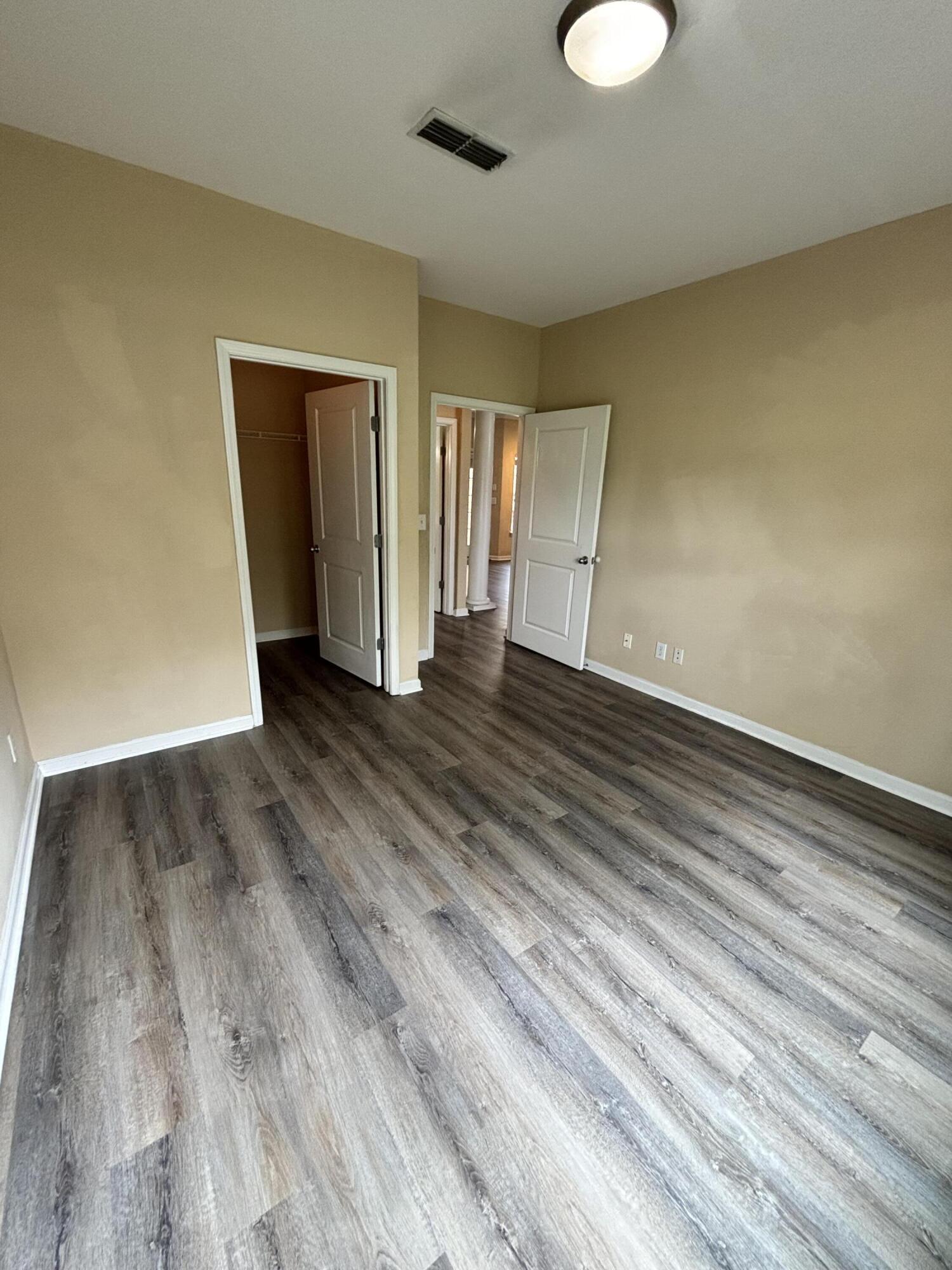 4104 Regency Court