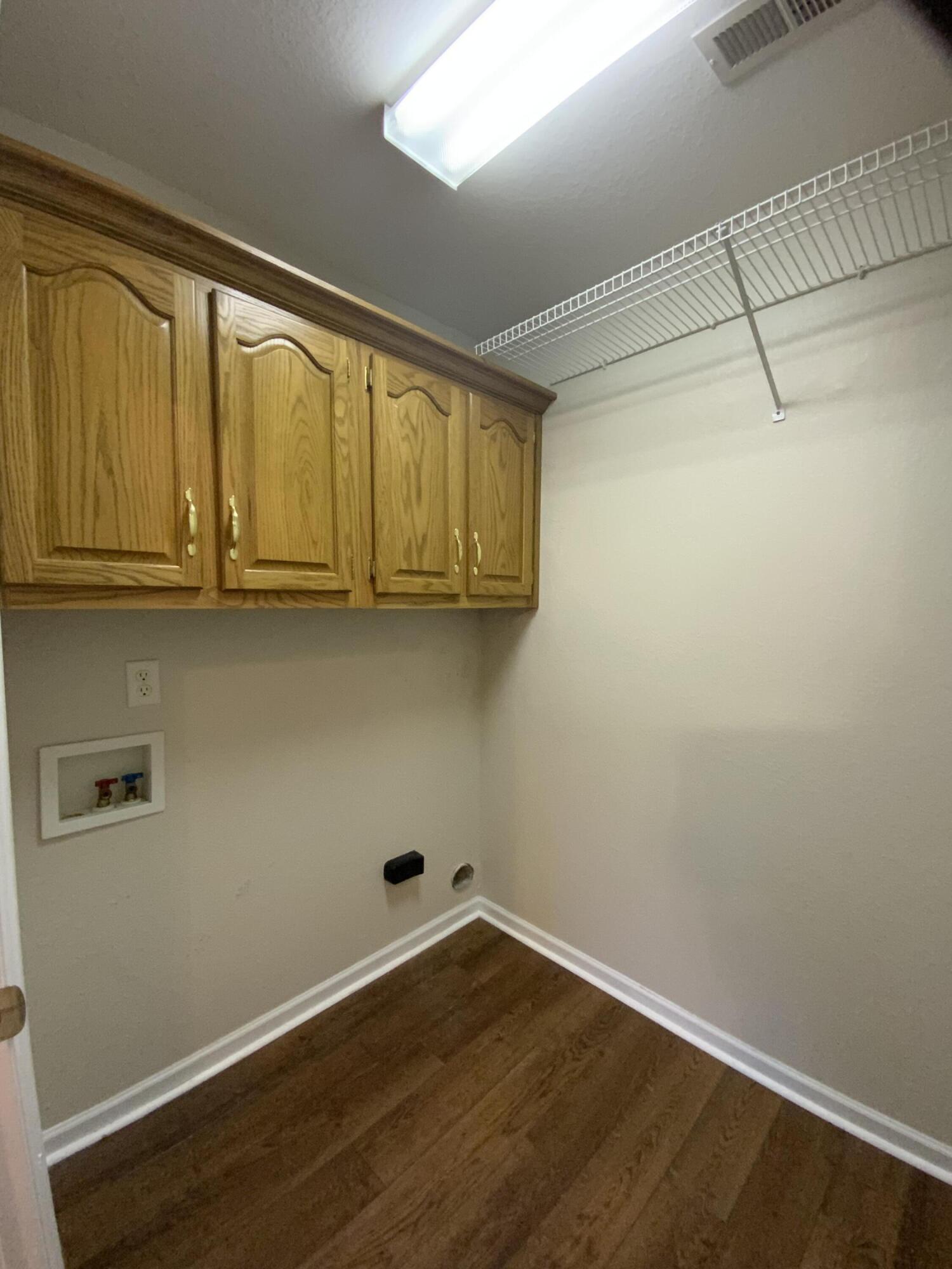 105 Flagstone Drive