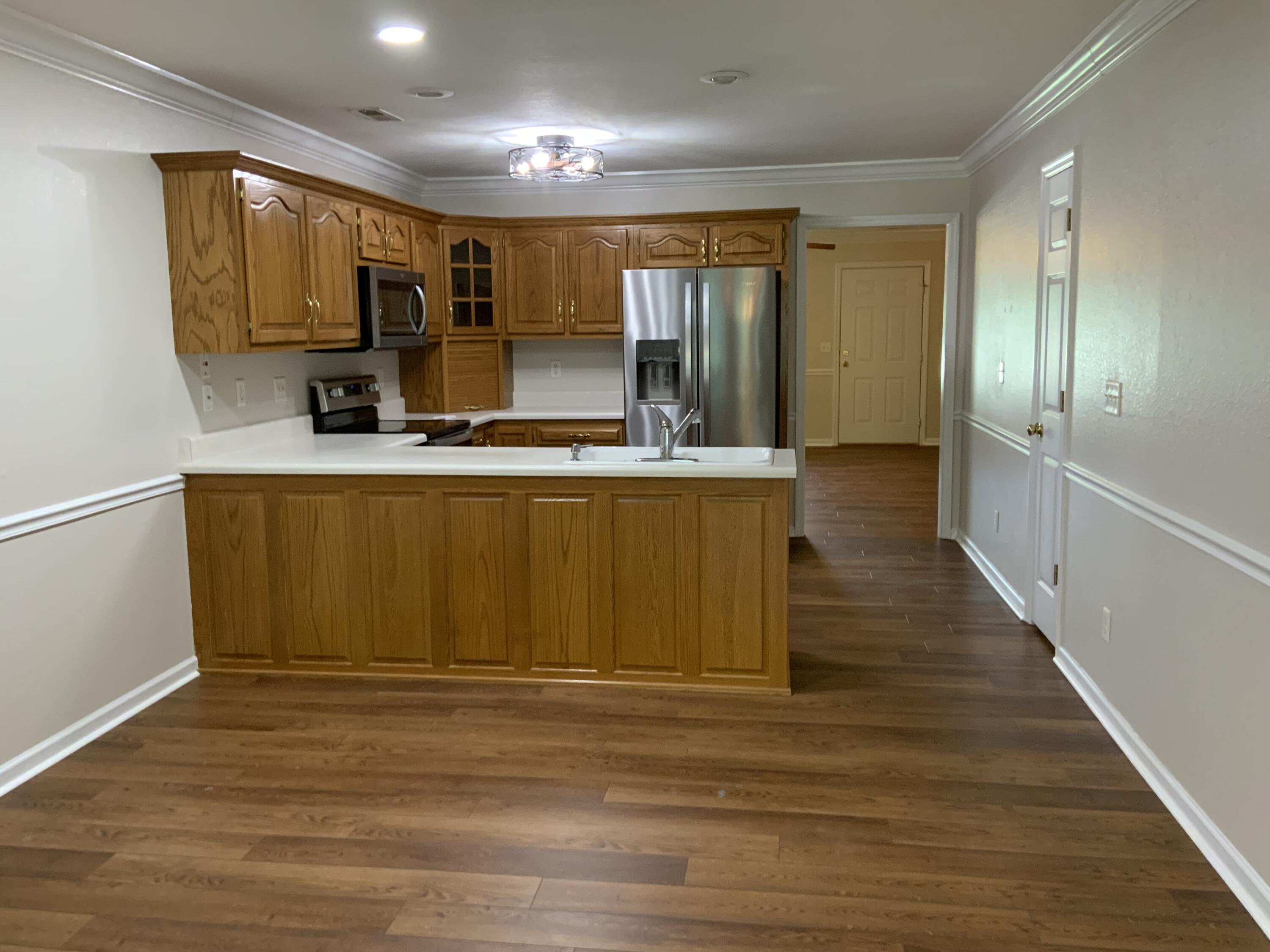 105 Flagstone Drive
