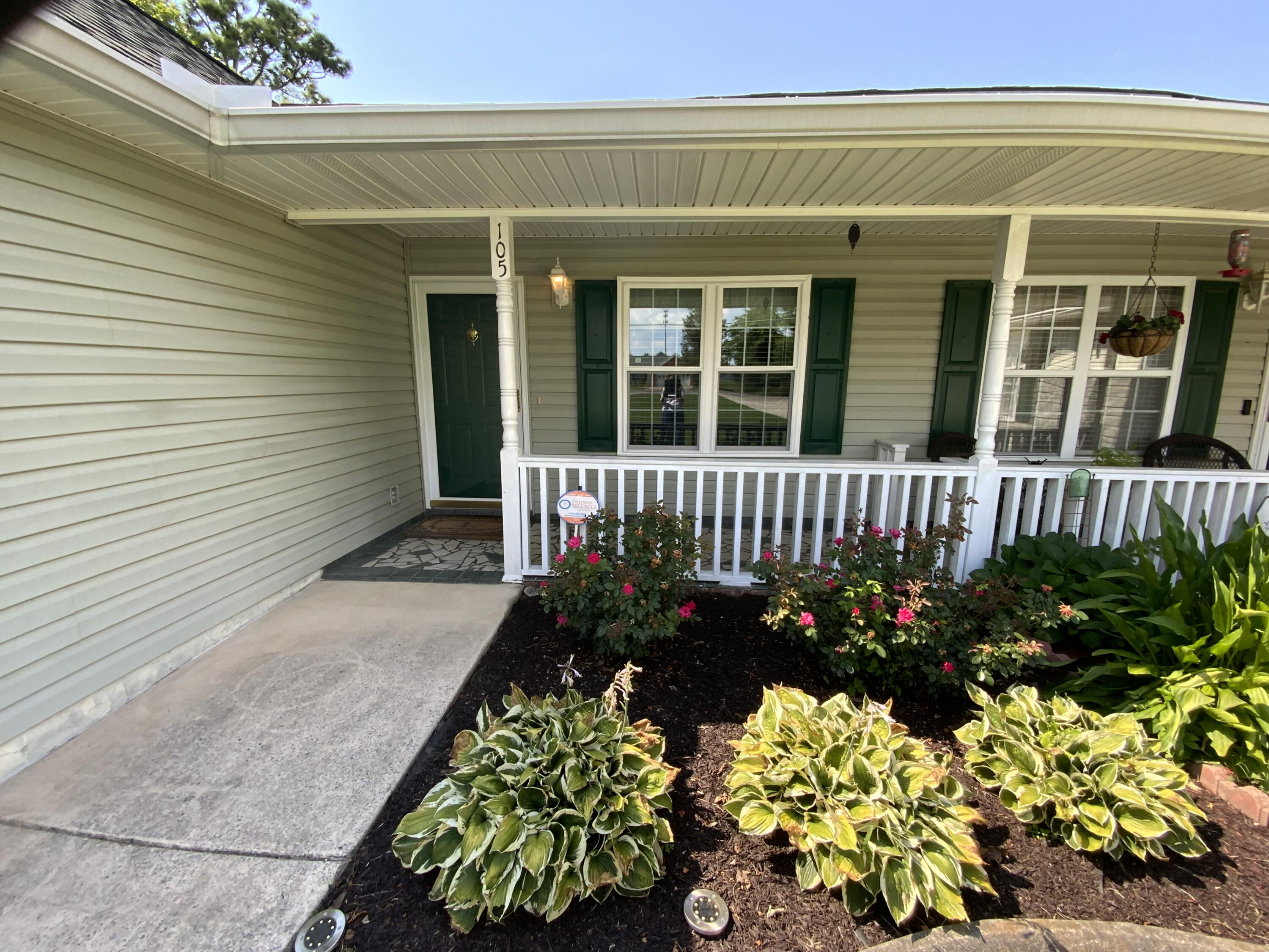105 Flagstone Drive