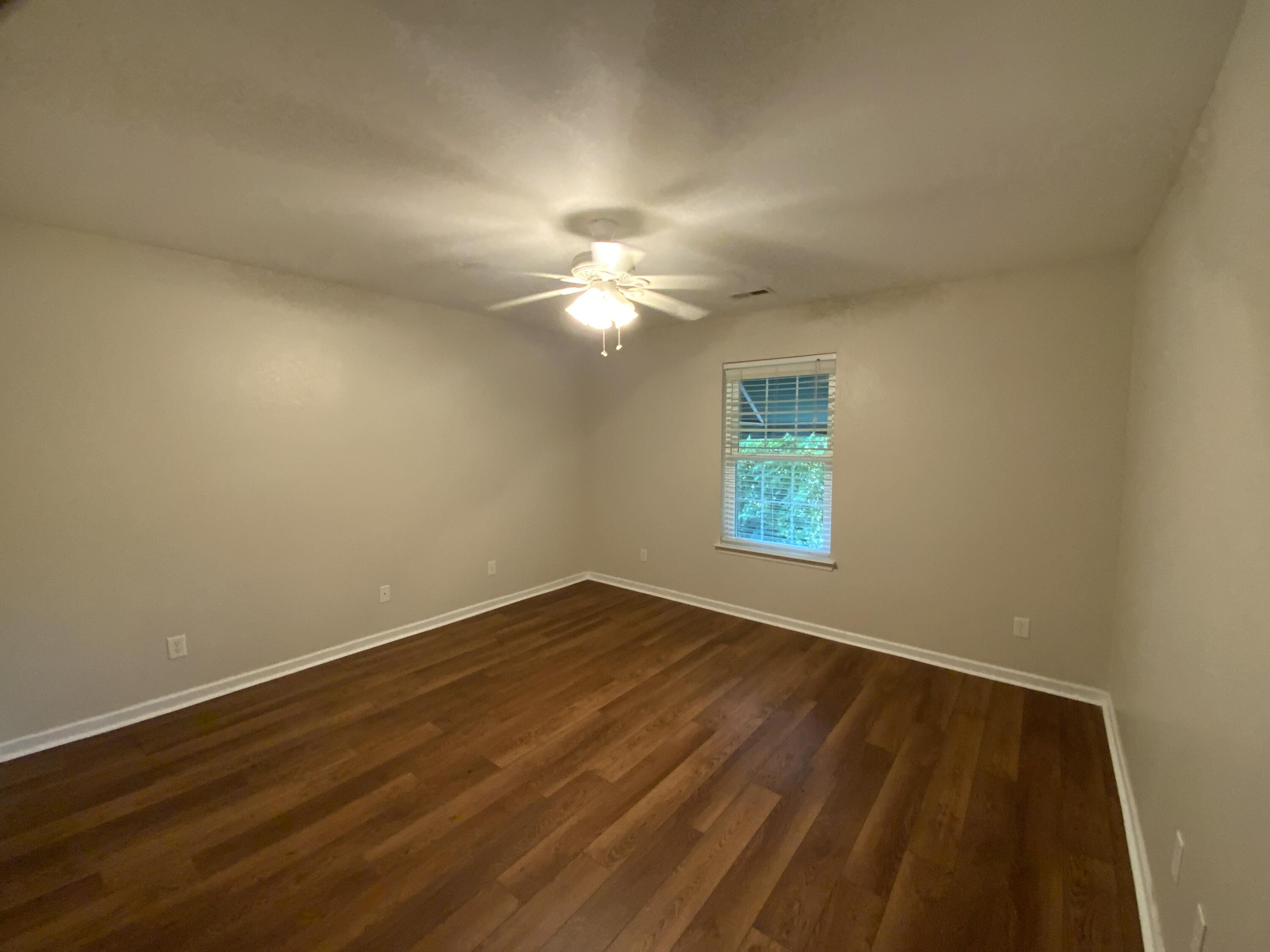105 Flagstone Drive