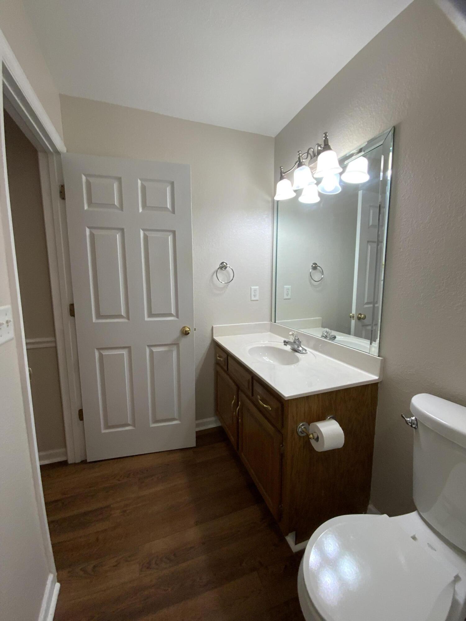 105 Flagstone Drive