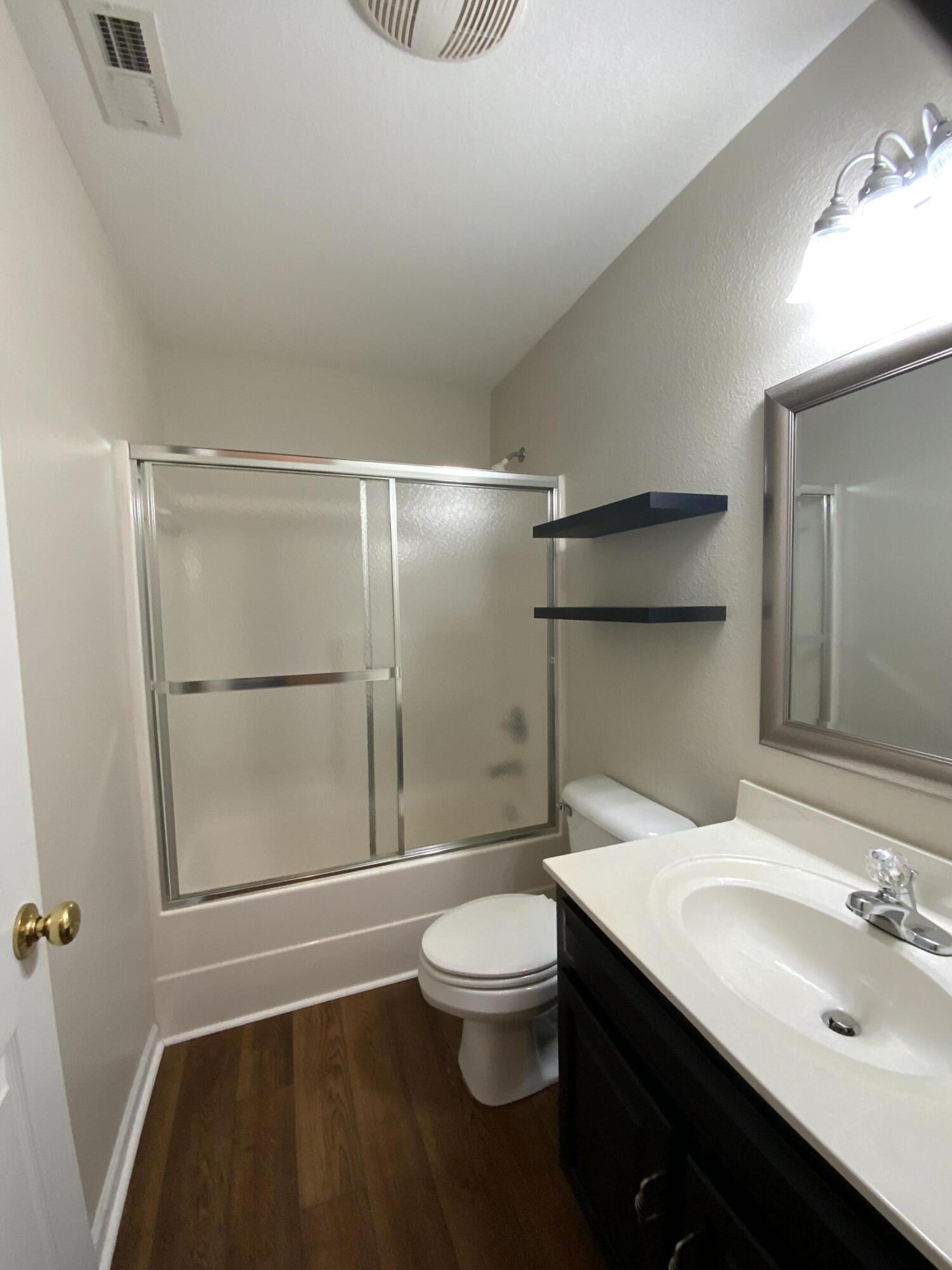 105 Flagstone Drive