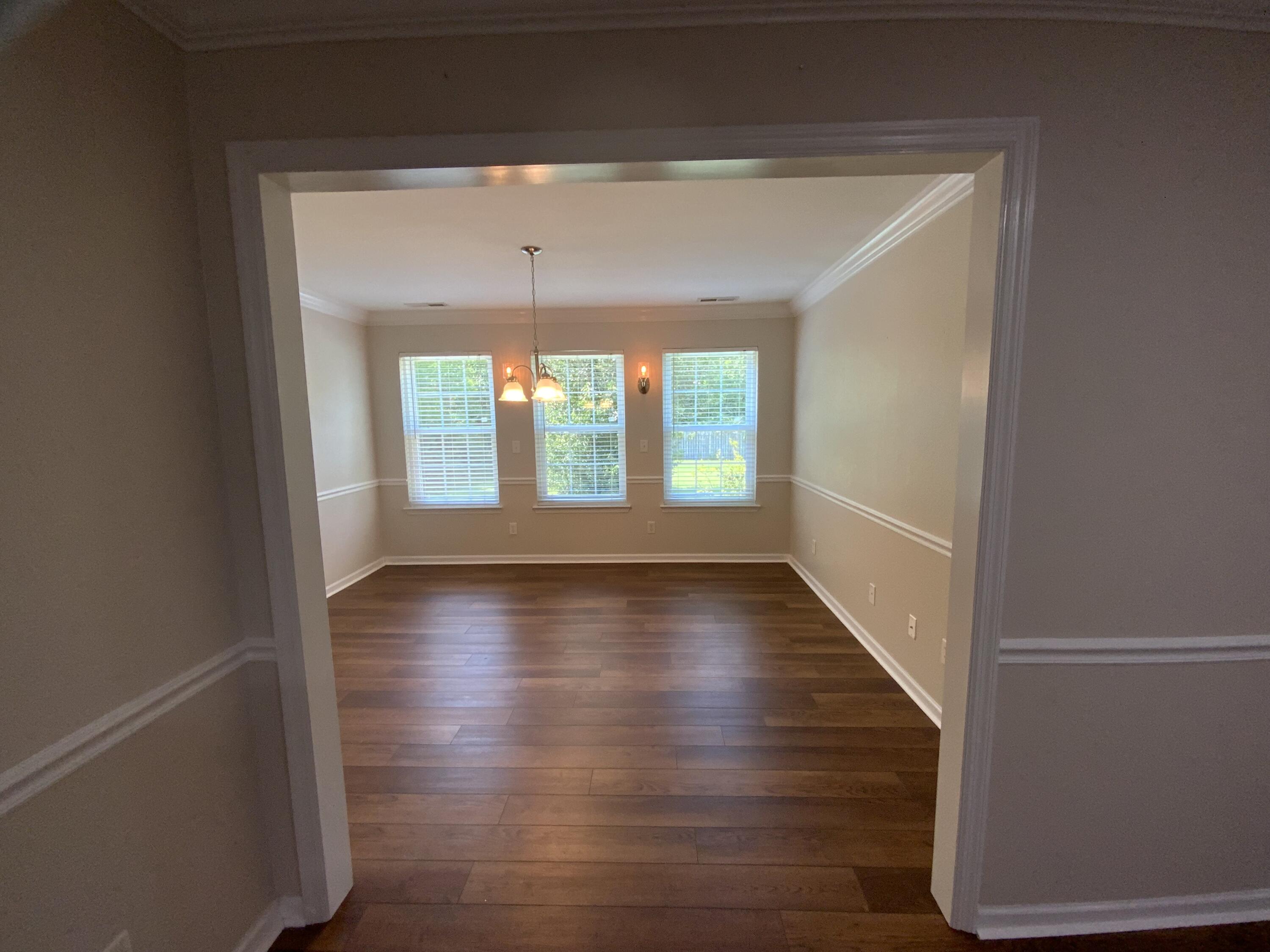 105 Flagstone Drive