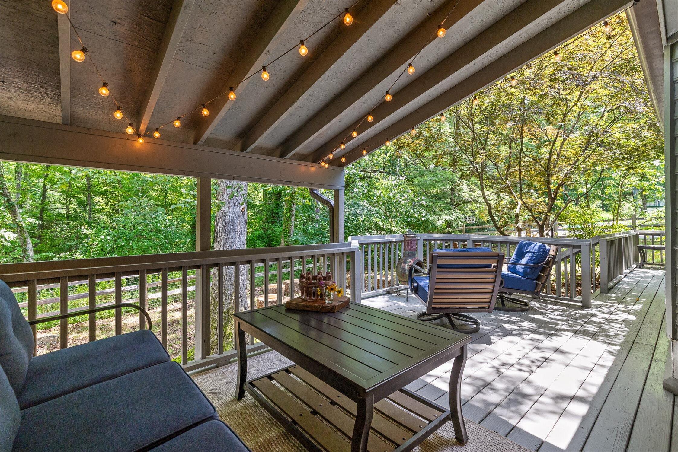 1617 Devlan Forest Lane