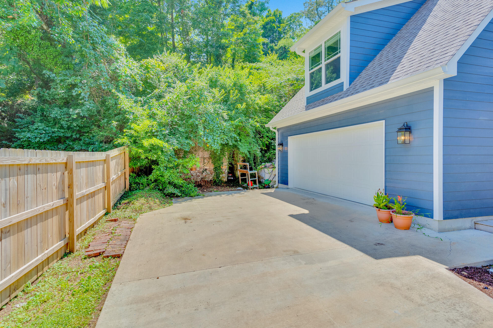 1132 Dartmouth Street