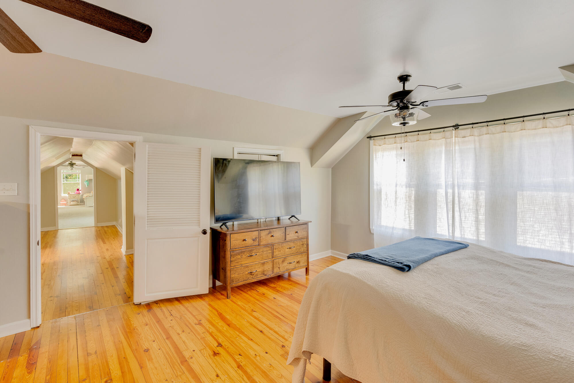 1132 Dartmouth Street