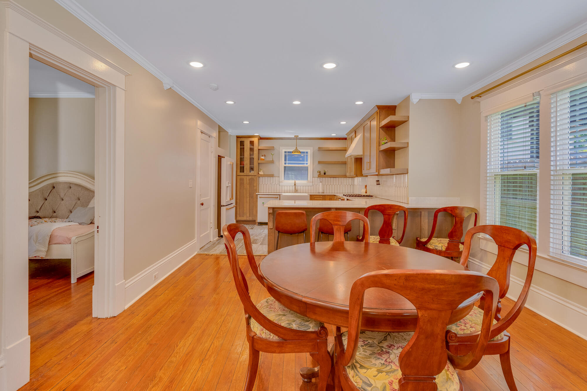 1132 Dartmouth Street