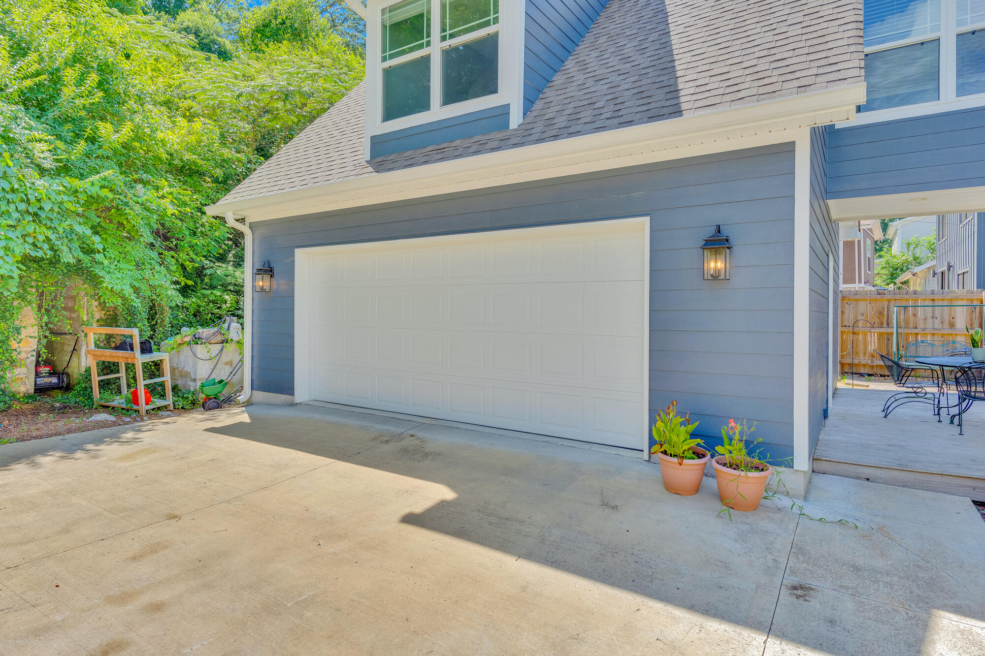 1132 Dartmouth Street