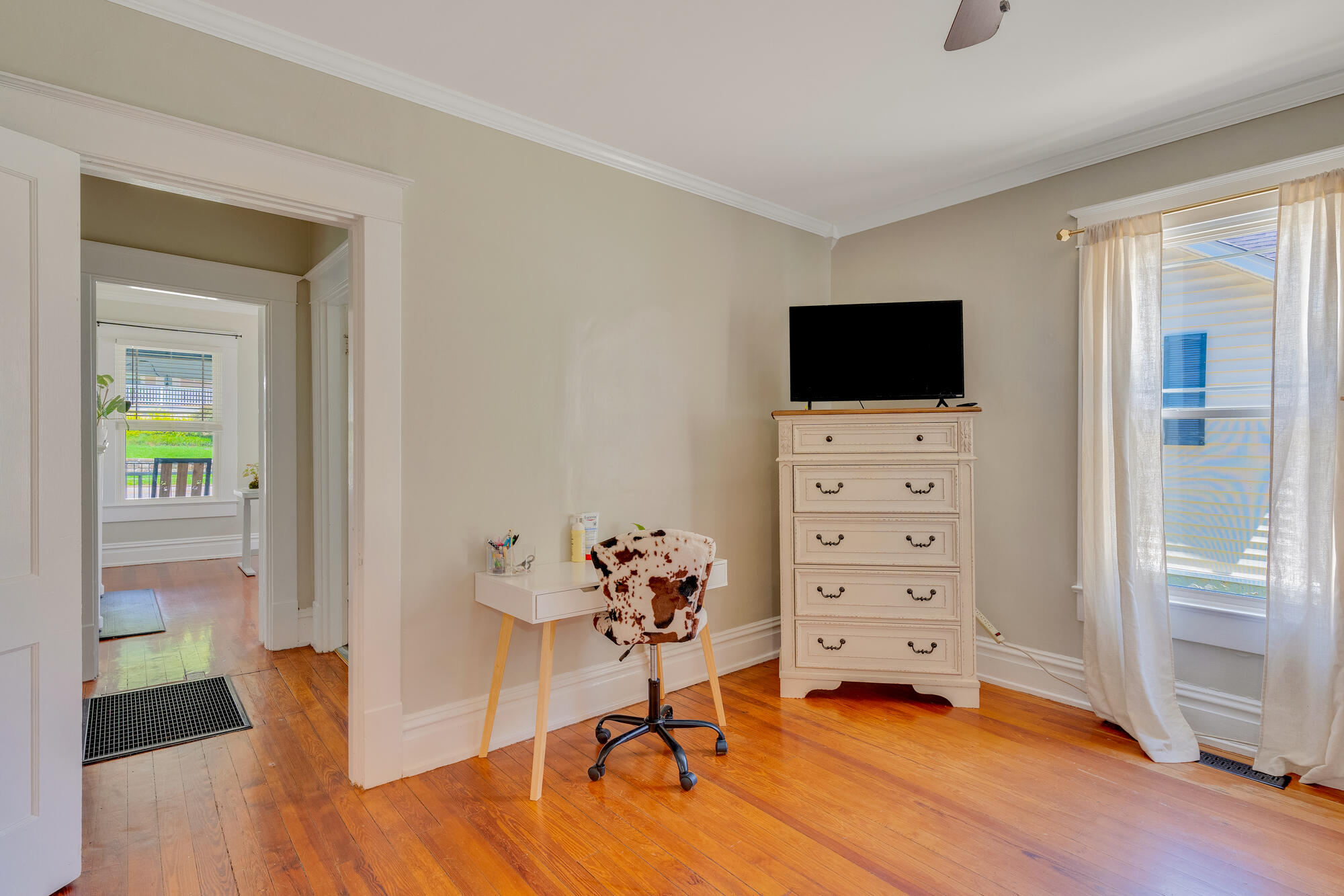 1132 Dartmouth Street