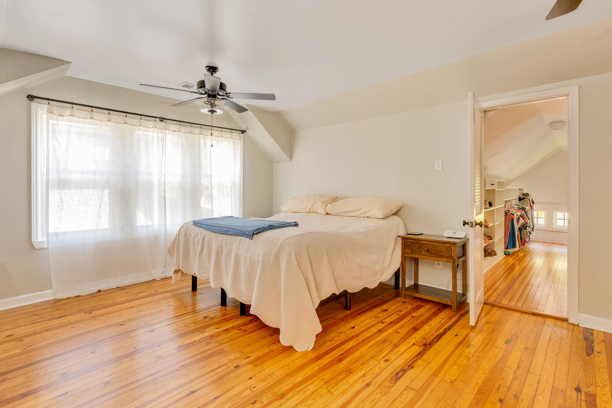 1132 Dartmouth Street