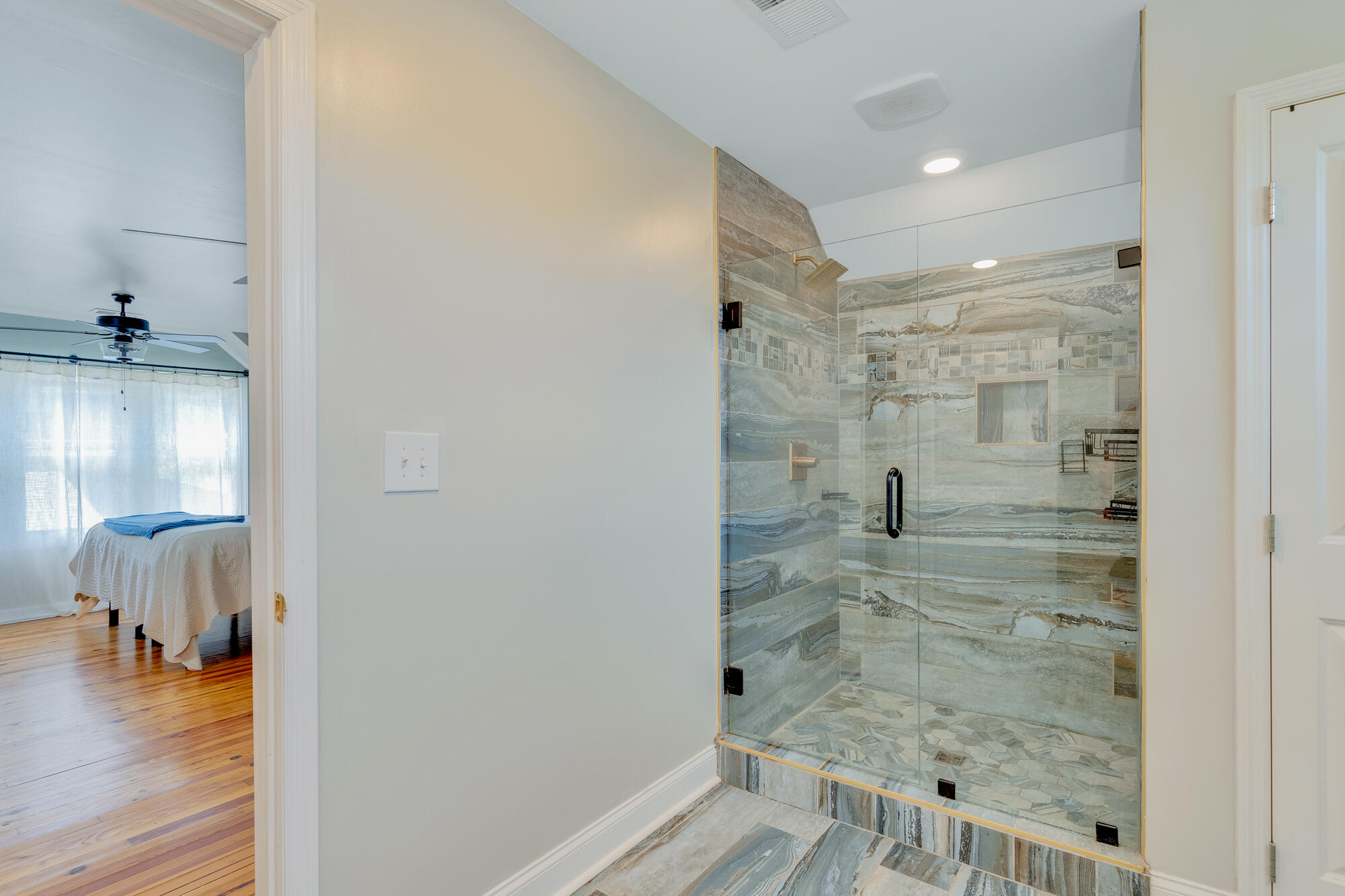 1132 Dartmouth Street