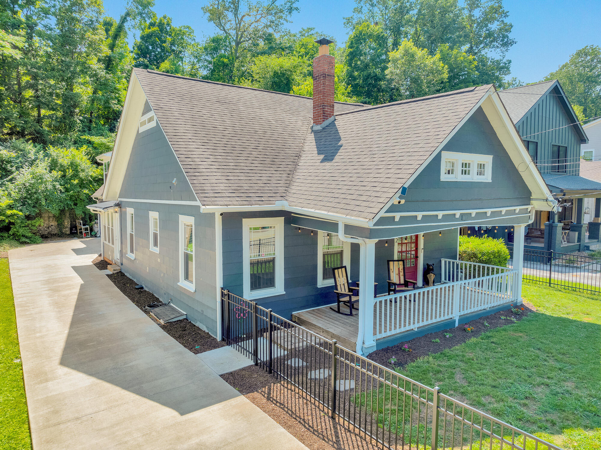 1132 Dartmouth Street