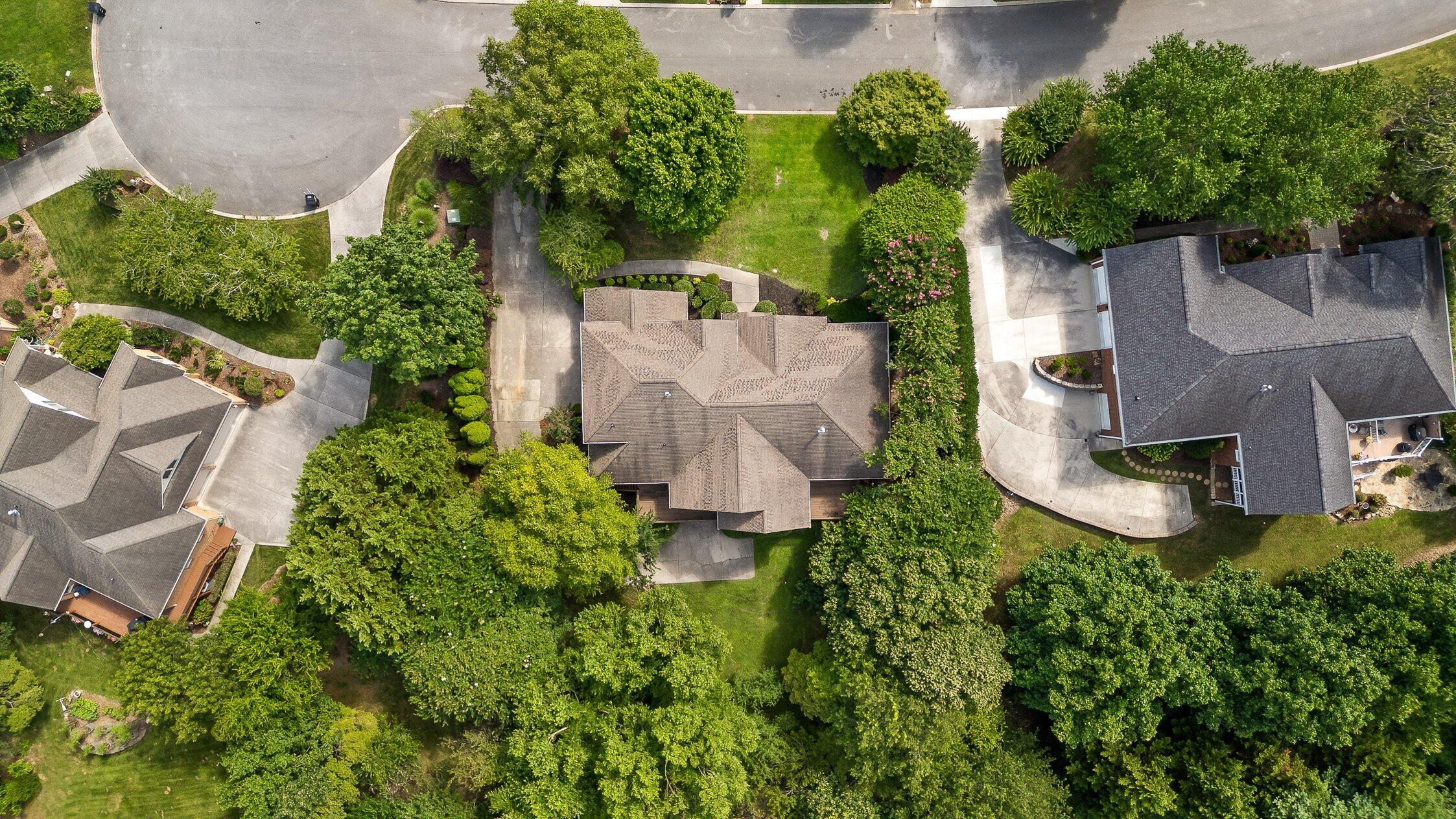 9539 Shadow Crossing Lane
