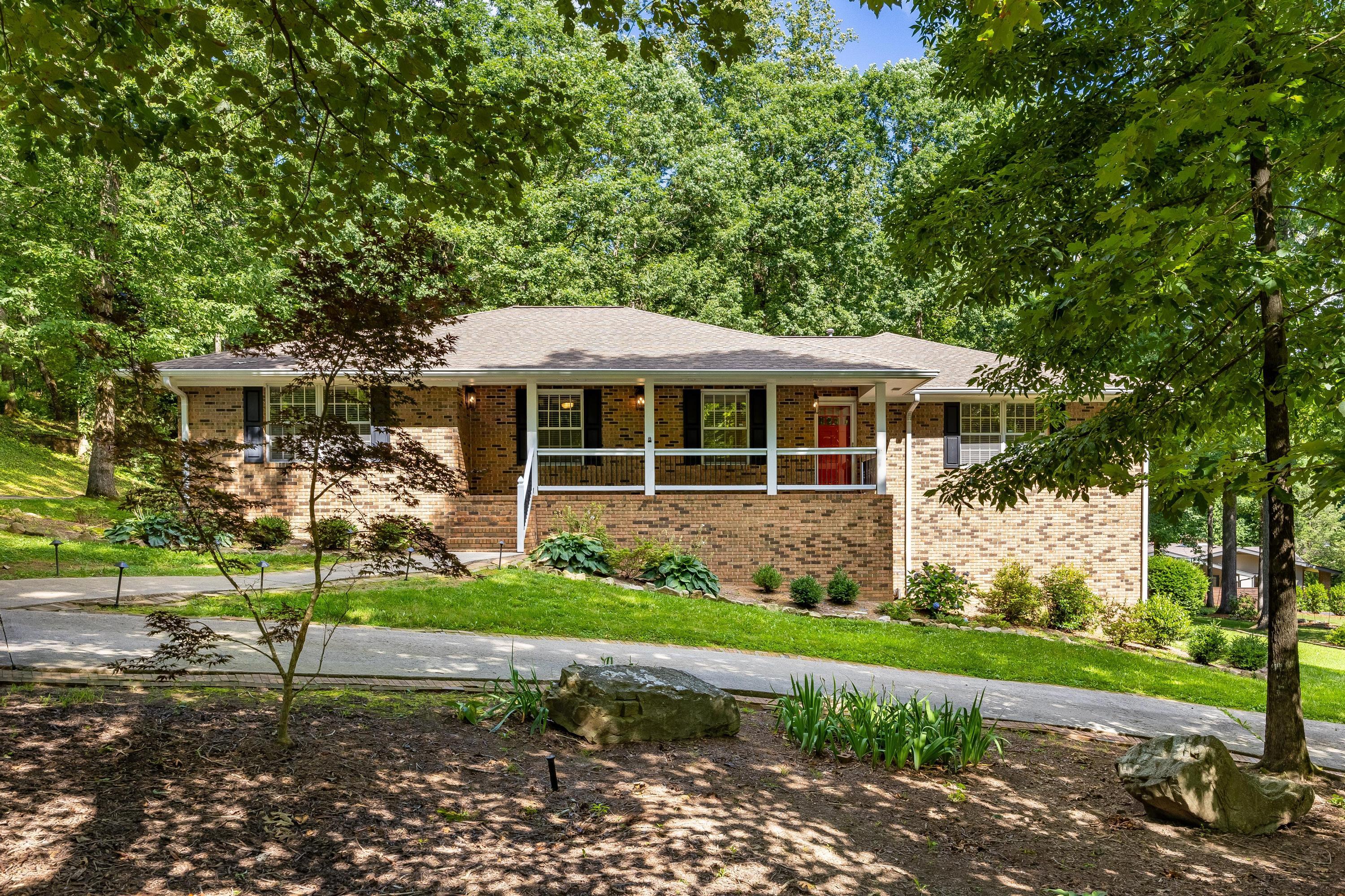 14 Carriage Hill