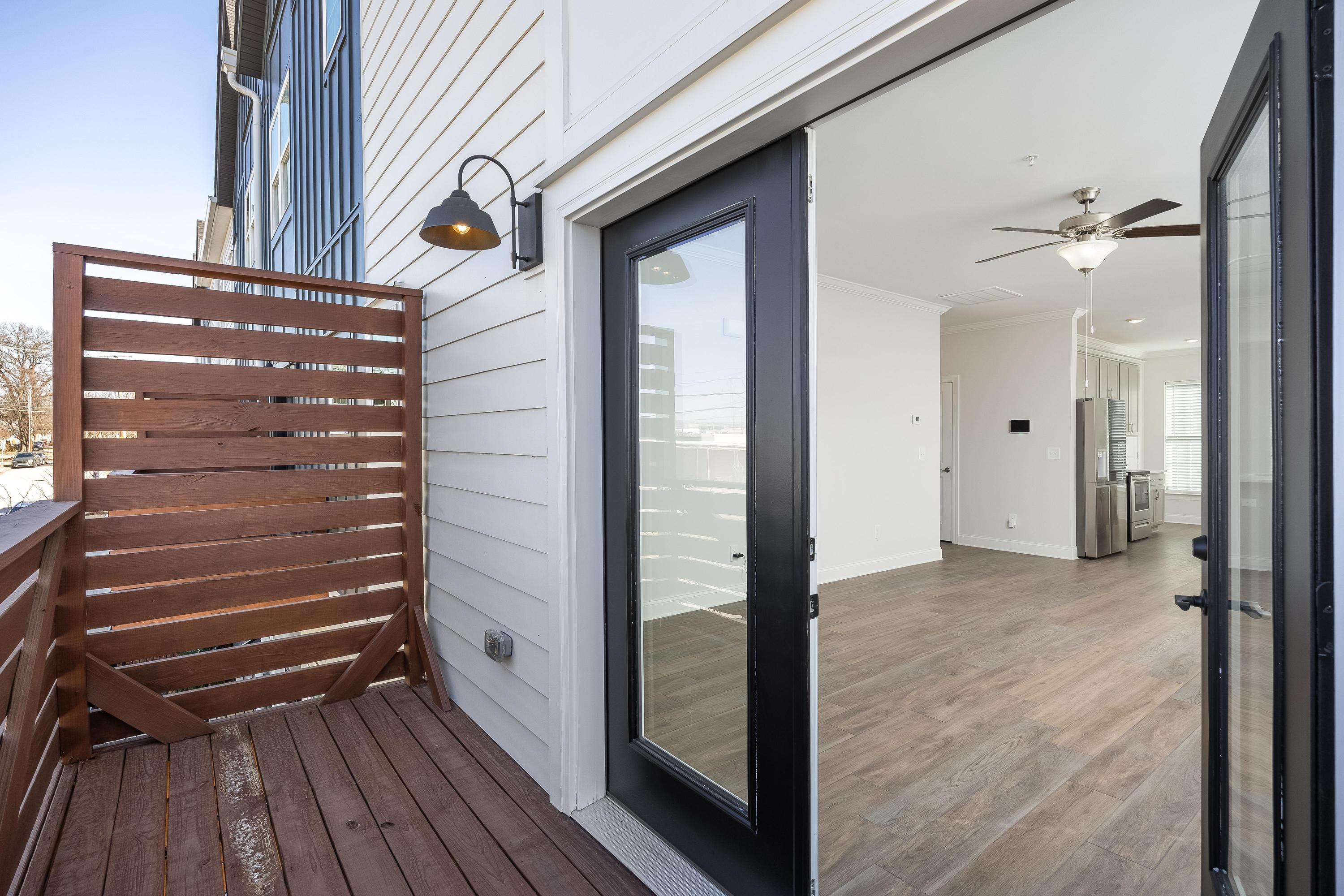 1978 Mitchell Avenue, 21