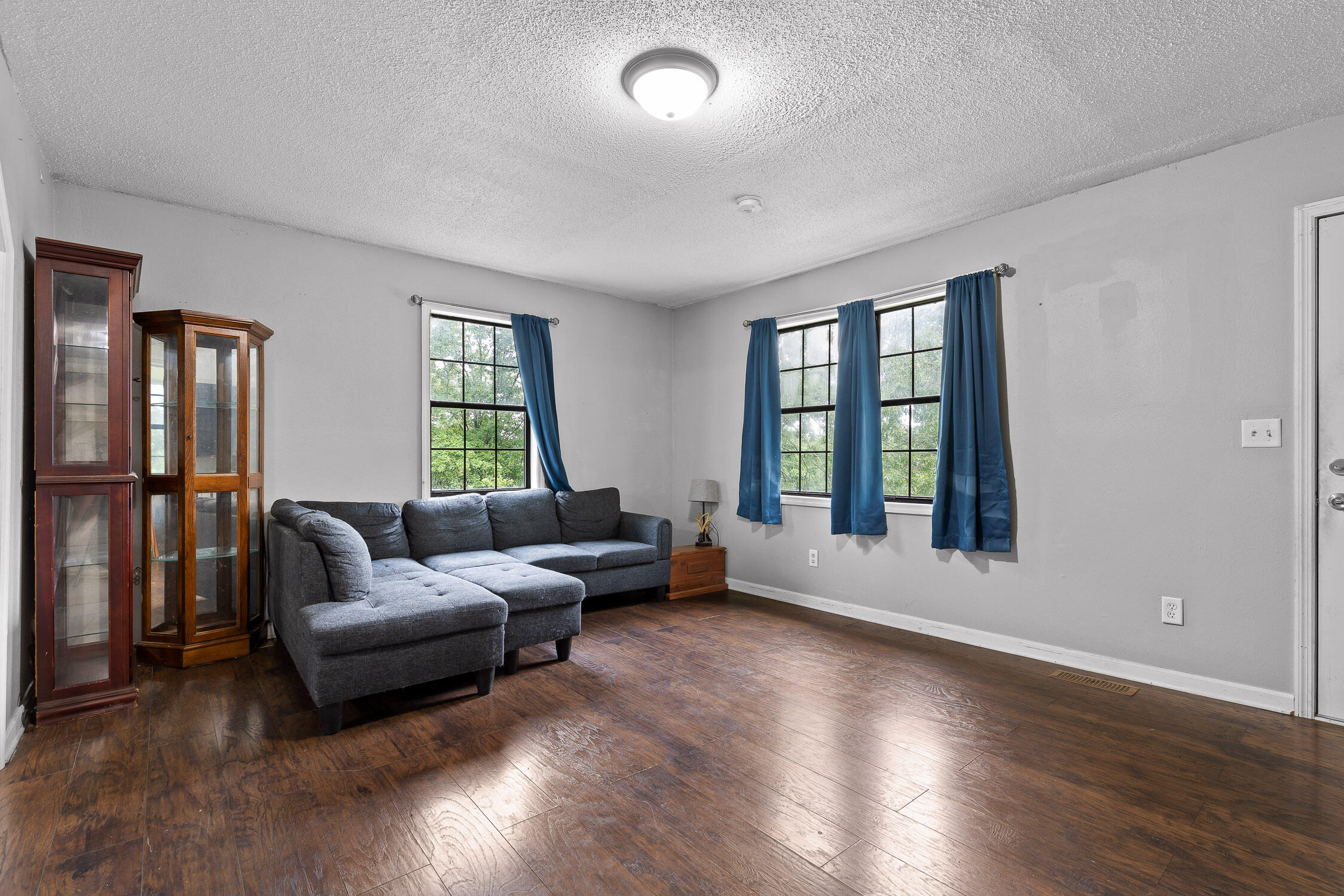 125 Ridge Road