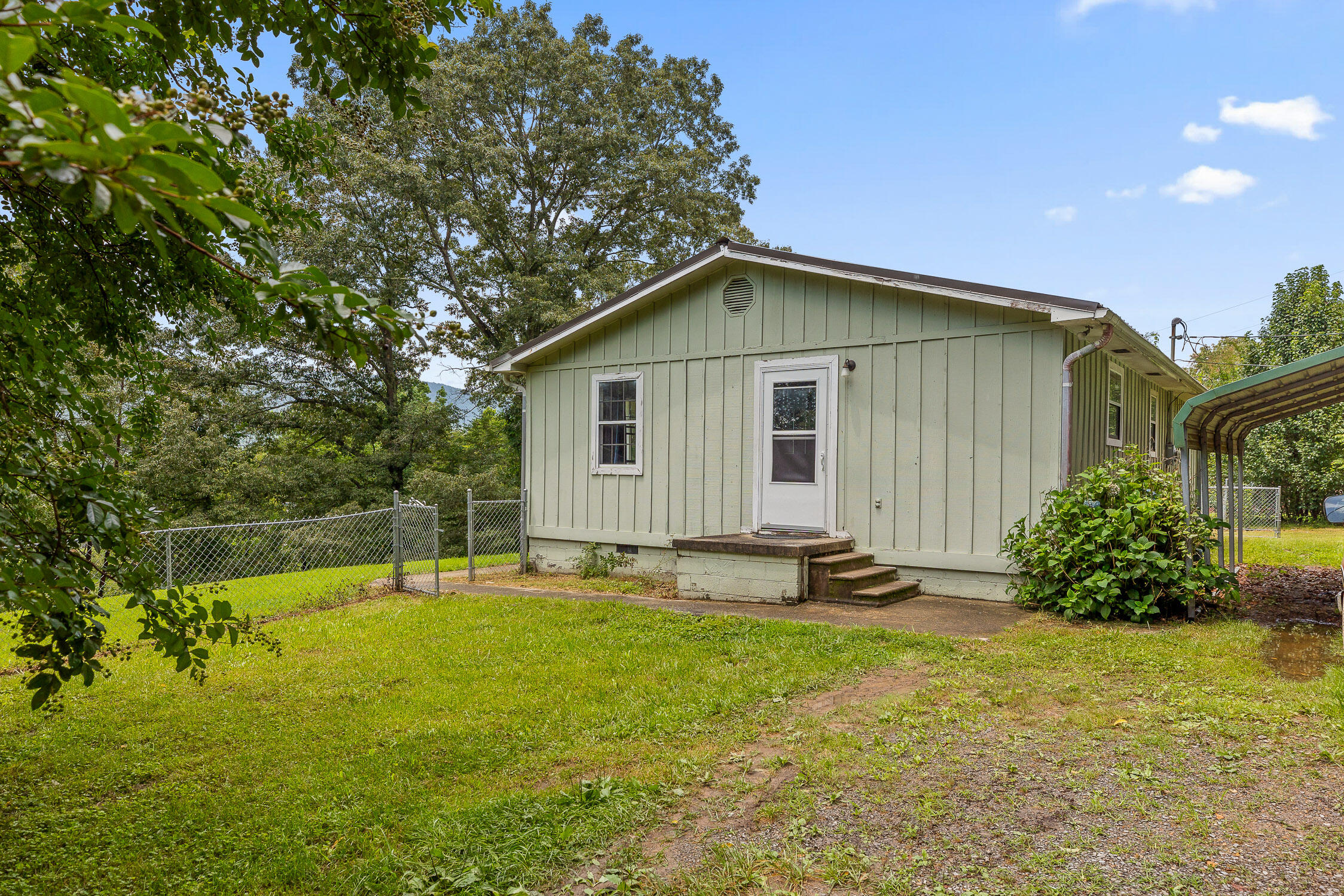125 Ridge Road