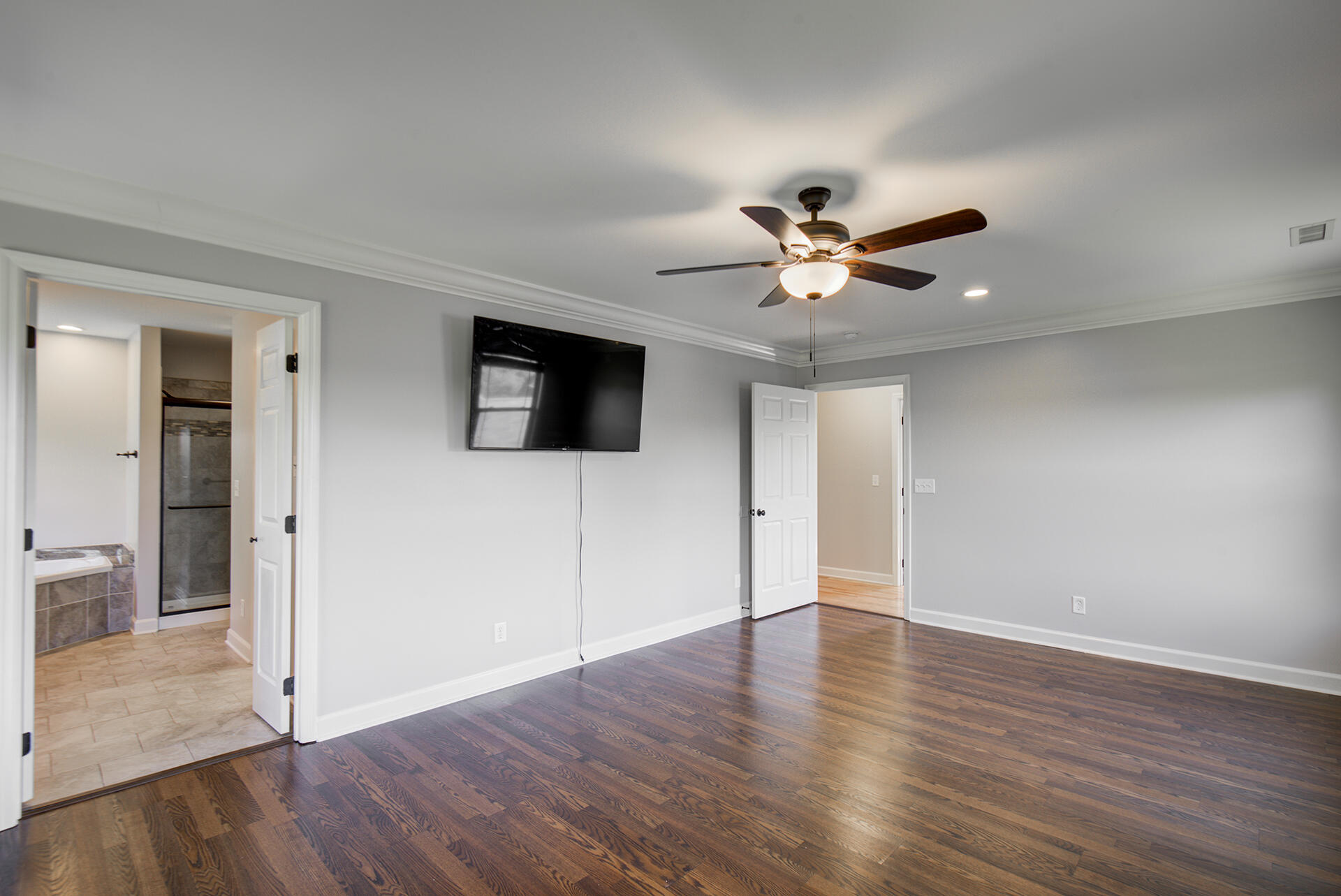 6253 River Stream Drive