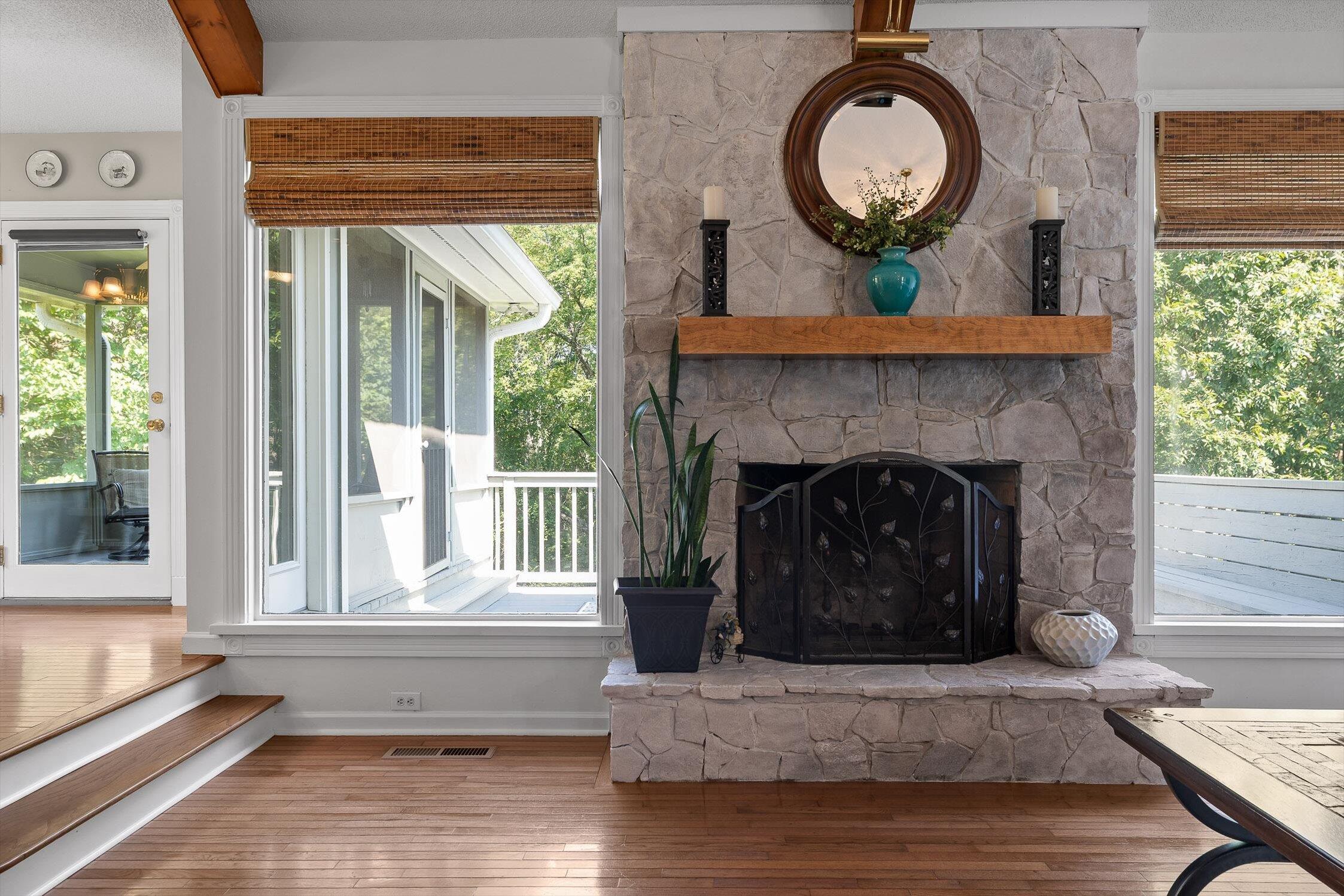 6233 Brenda Court