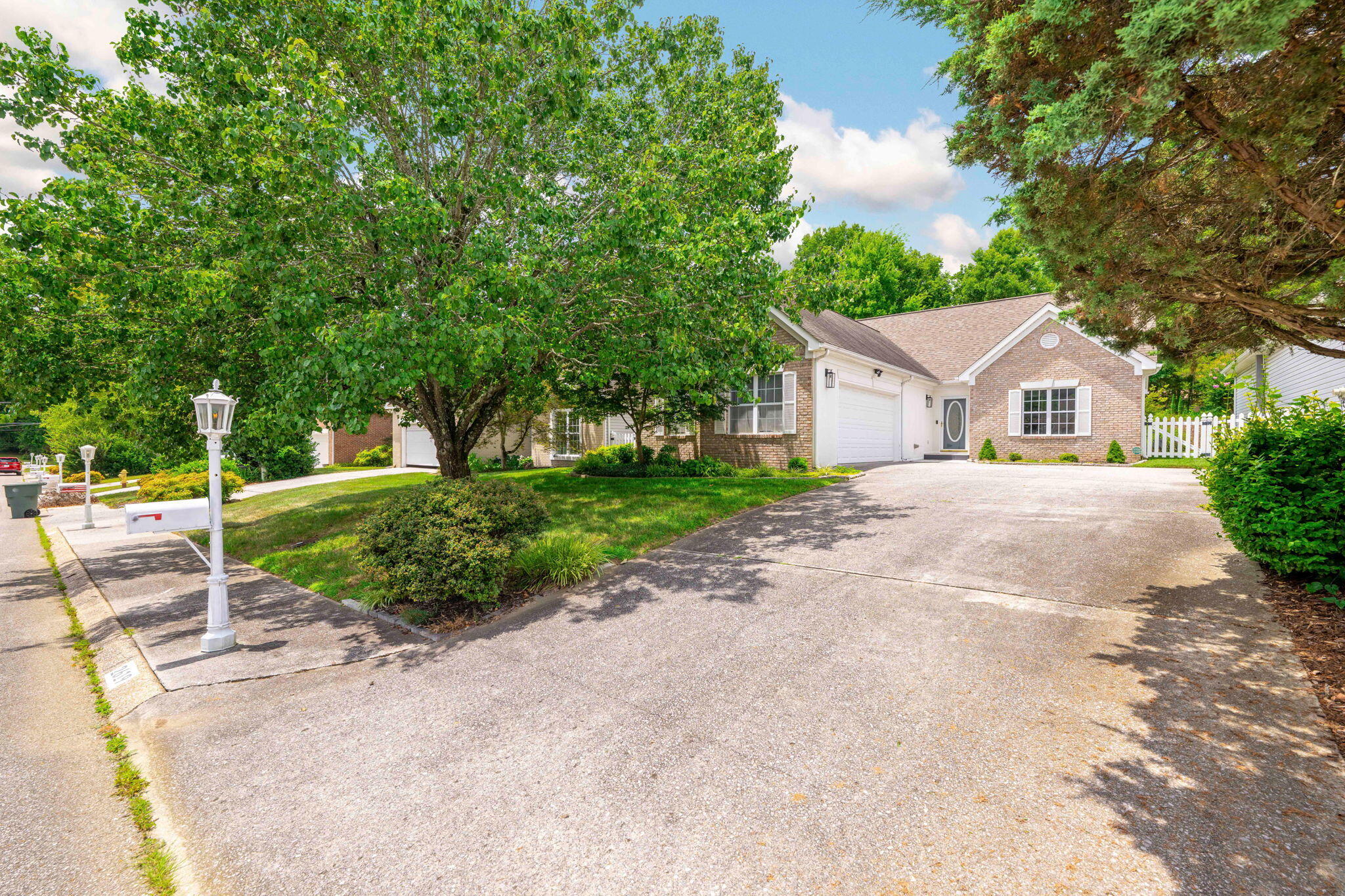 2619 Kingsley Court