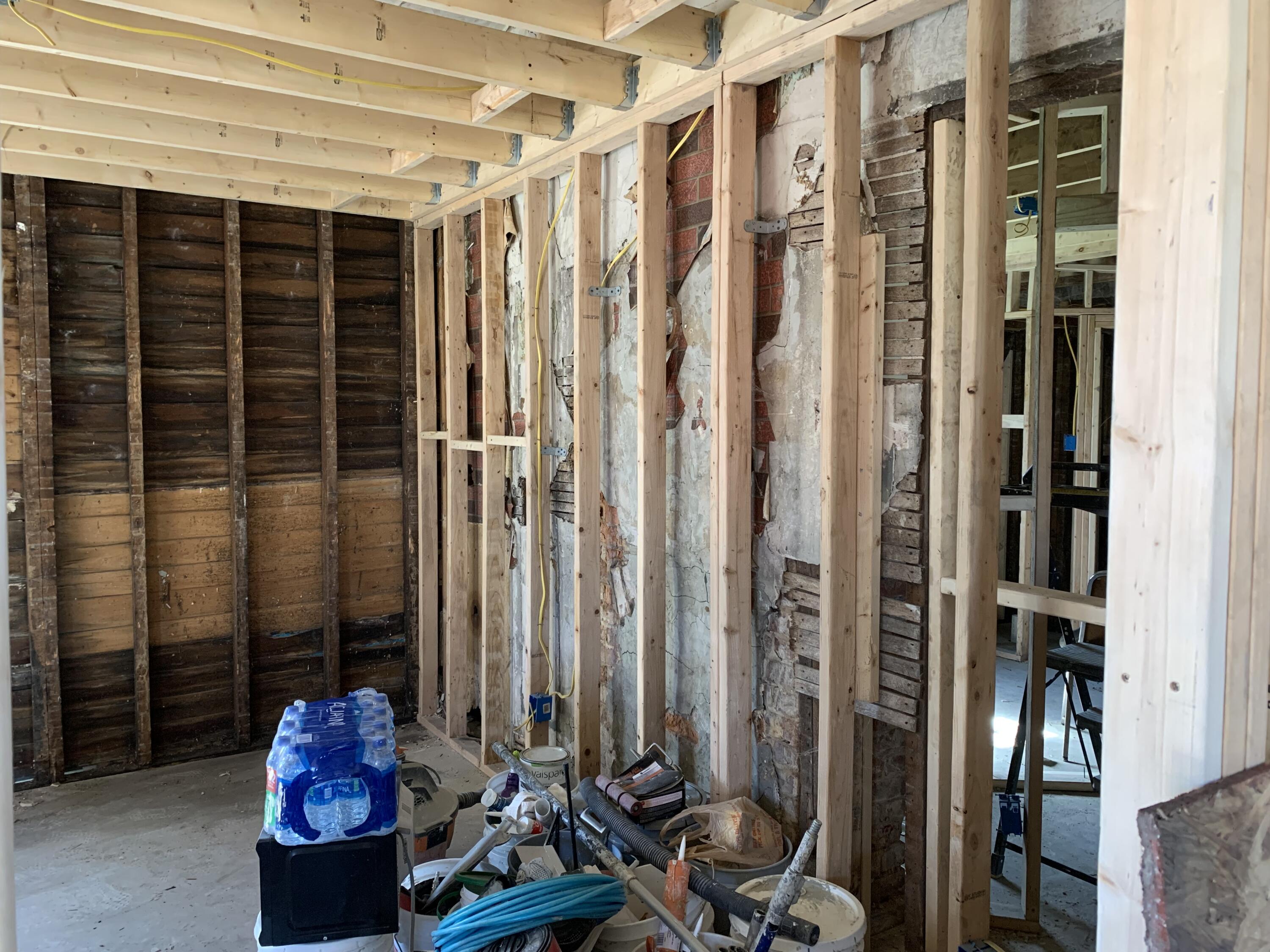 4005 Highland Avenue