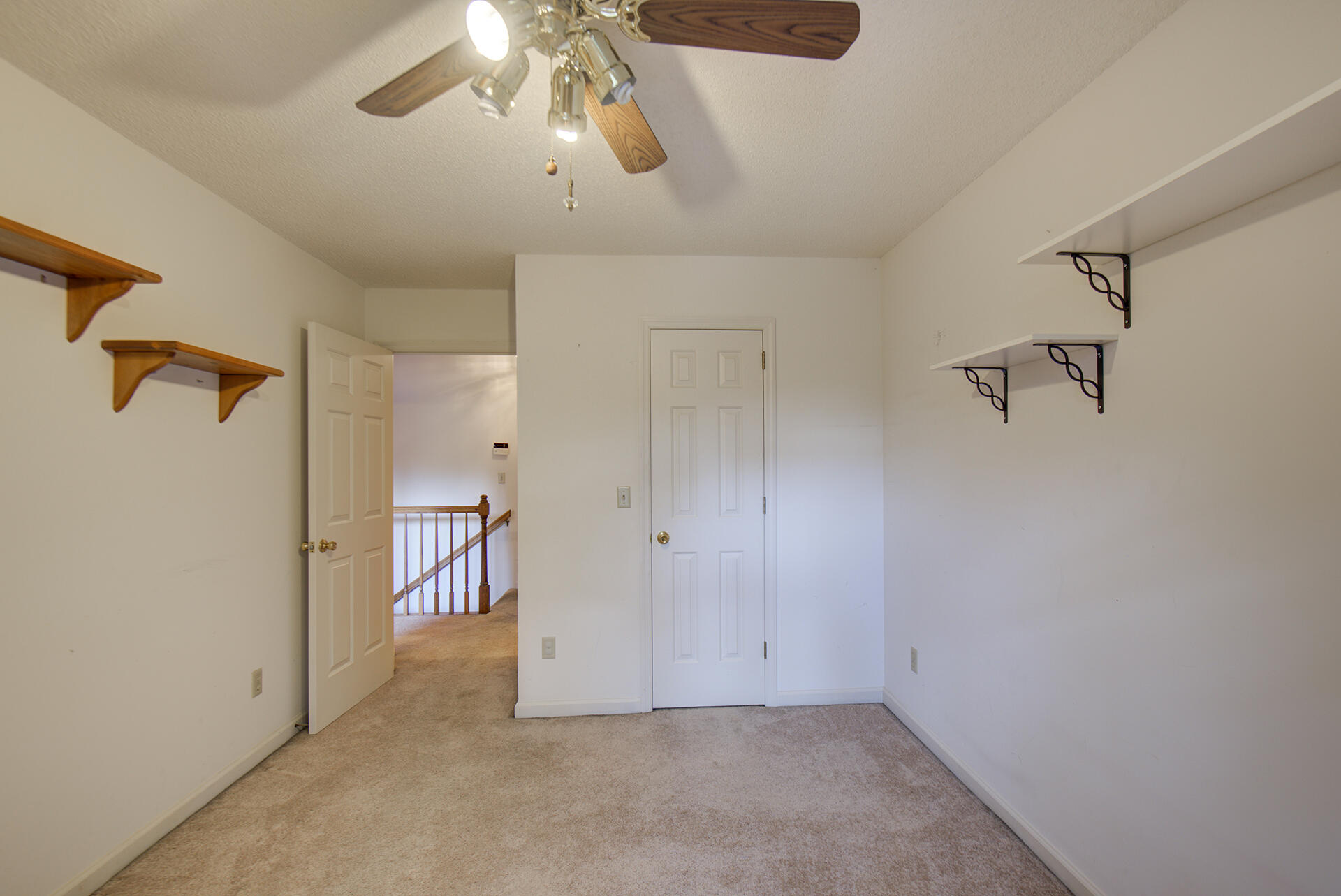 9028 Warbler Lane