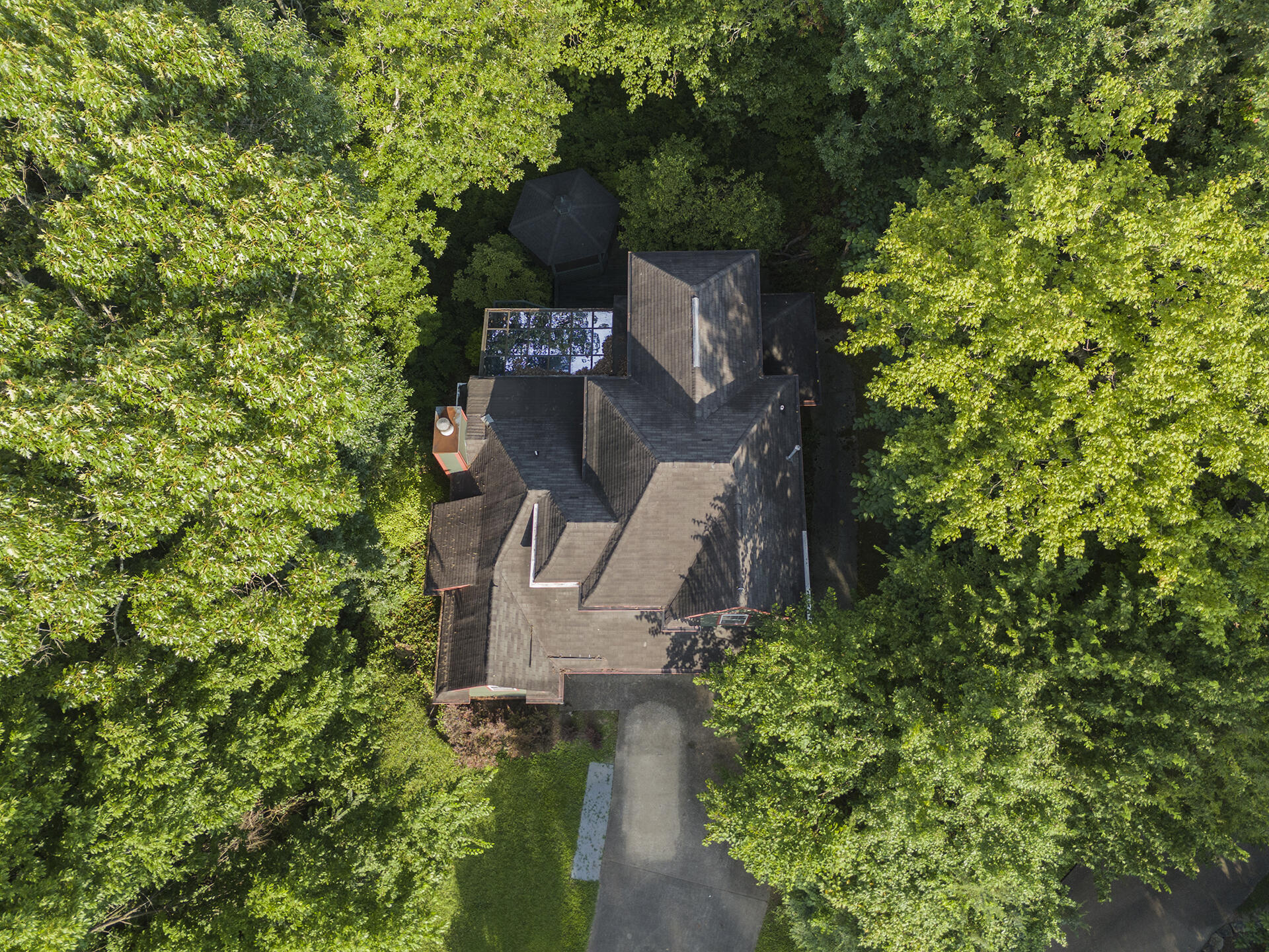 9028 Warbler Lane