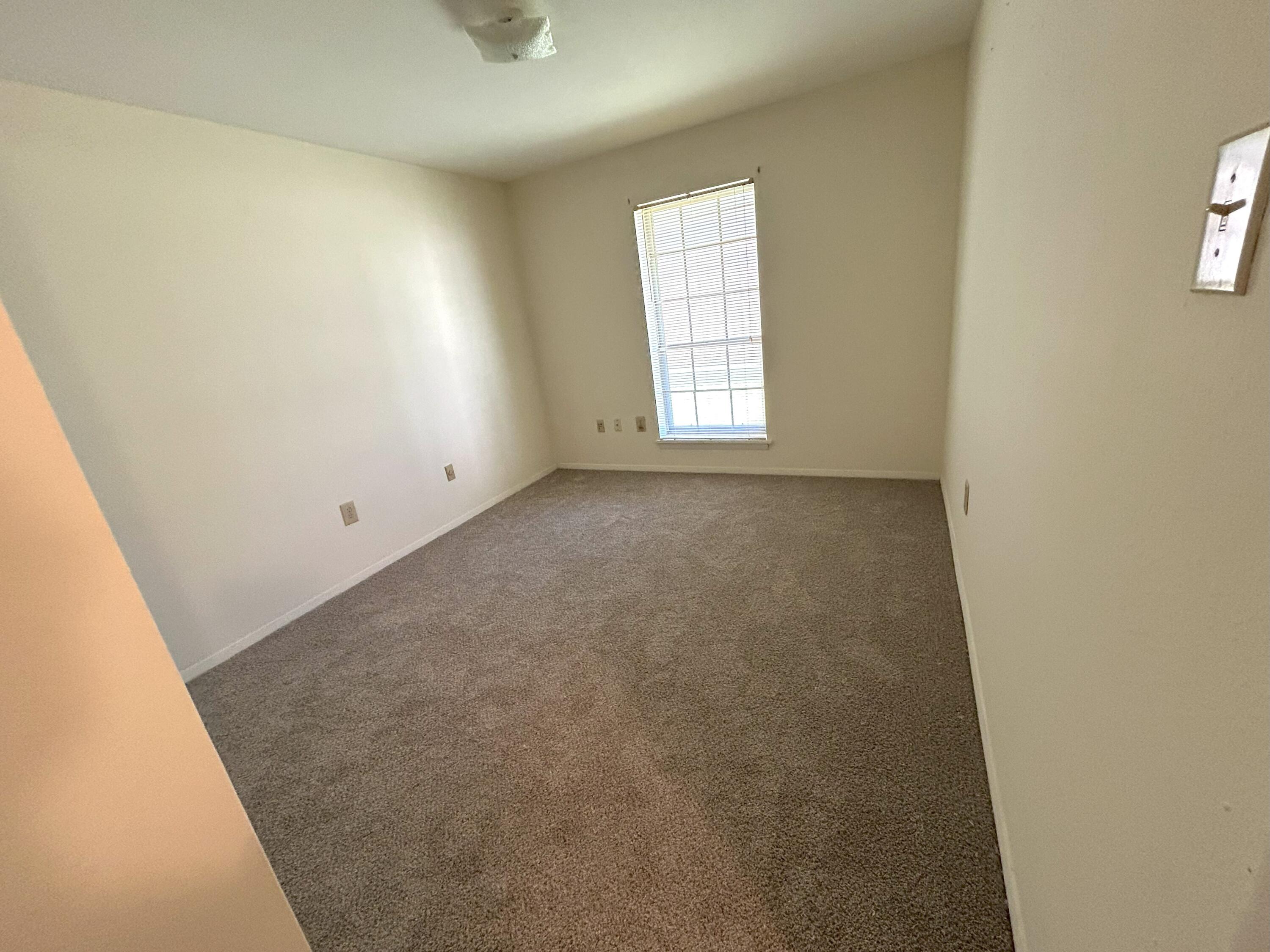 900 Mountain Creek Road, C38