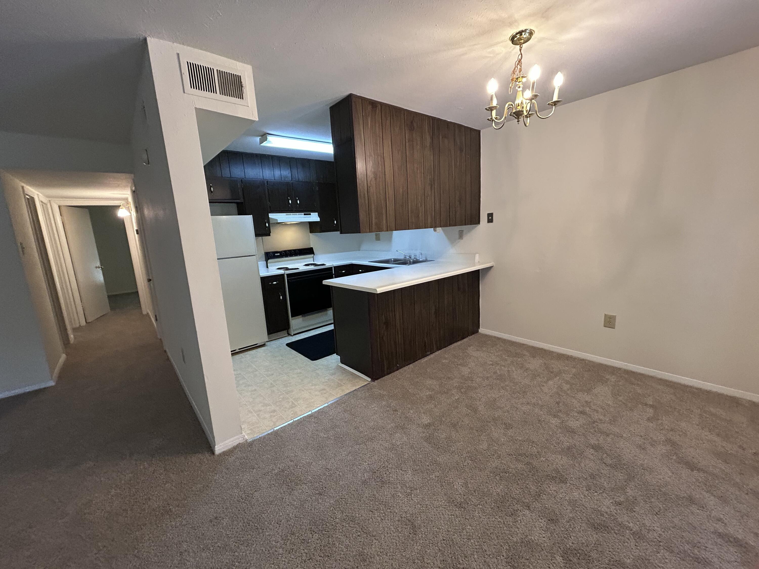 900 Mountain Creek Road, C38