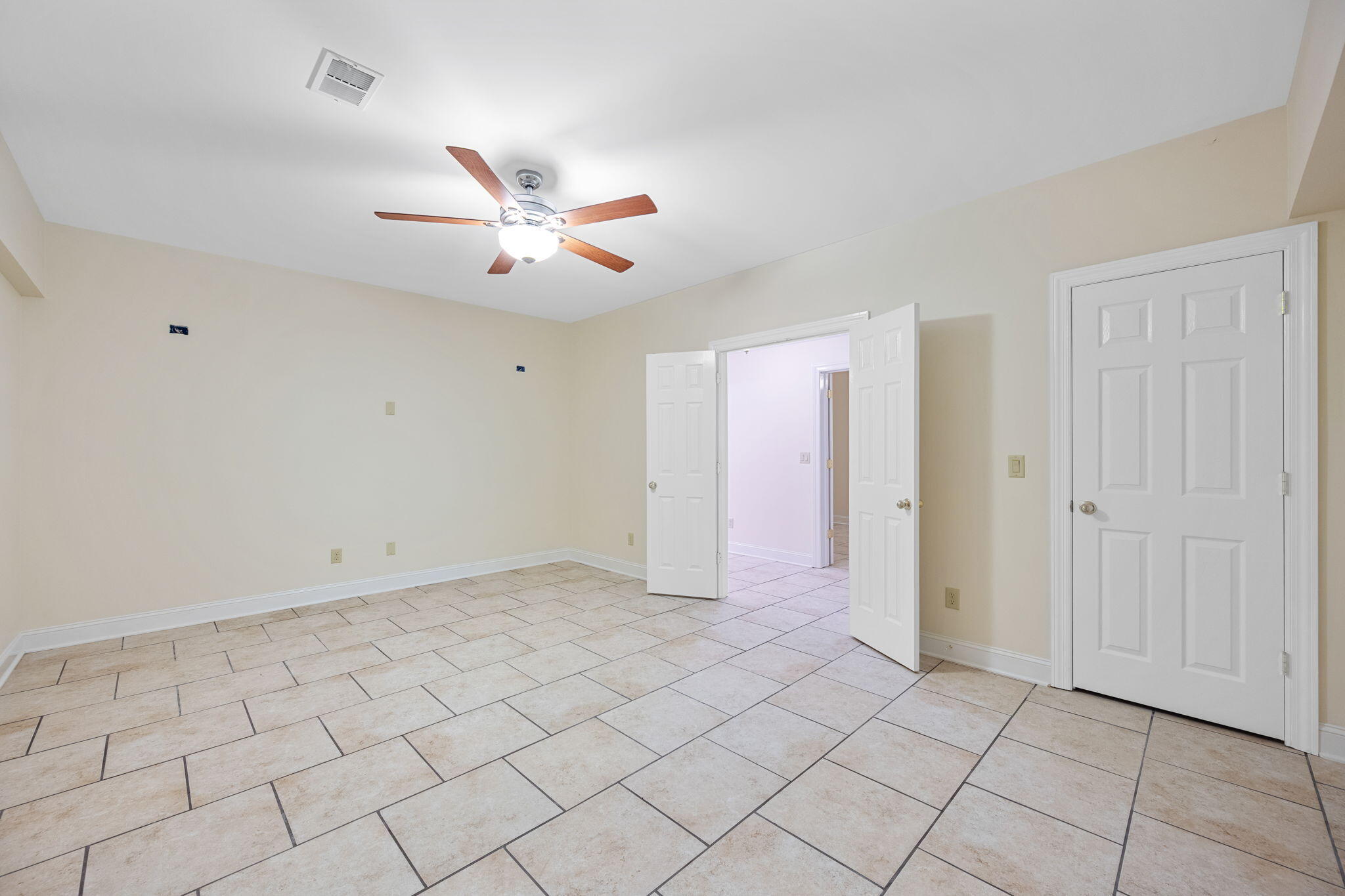 9836 Leslie Sandidge Drive