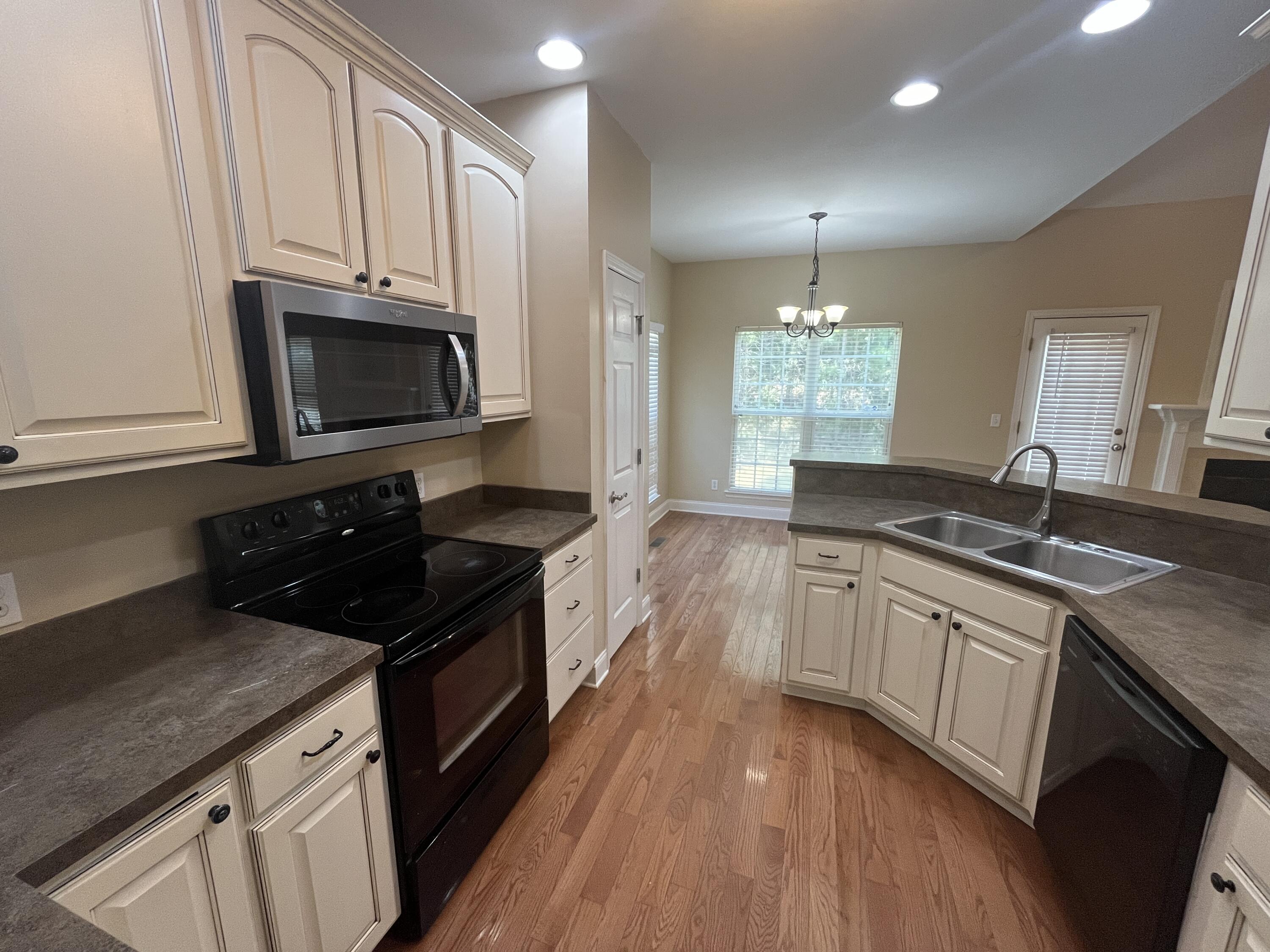 2095 Baggett Road