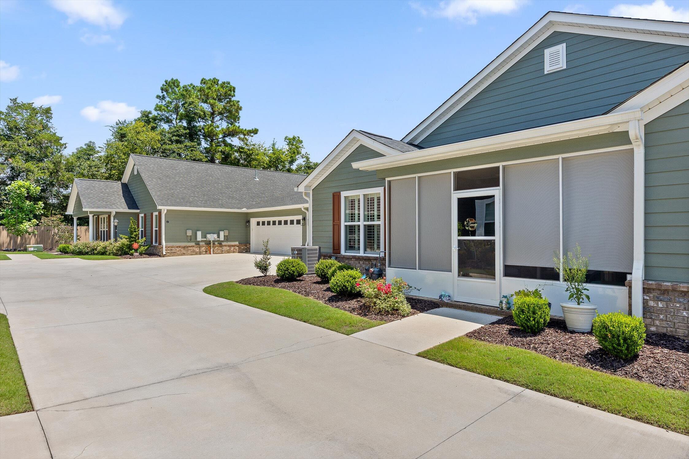 280 Kempton Lane, Unit 1