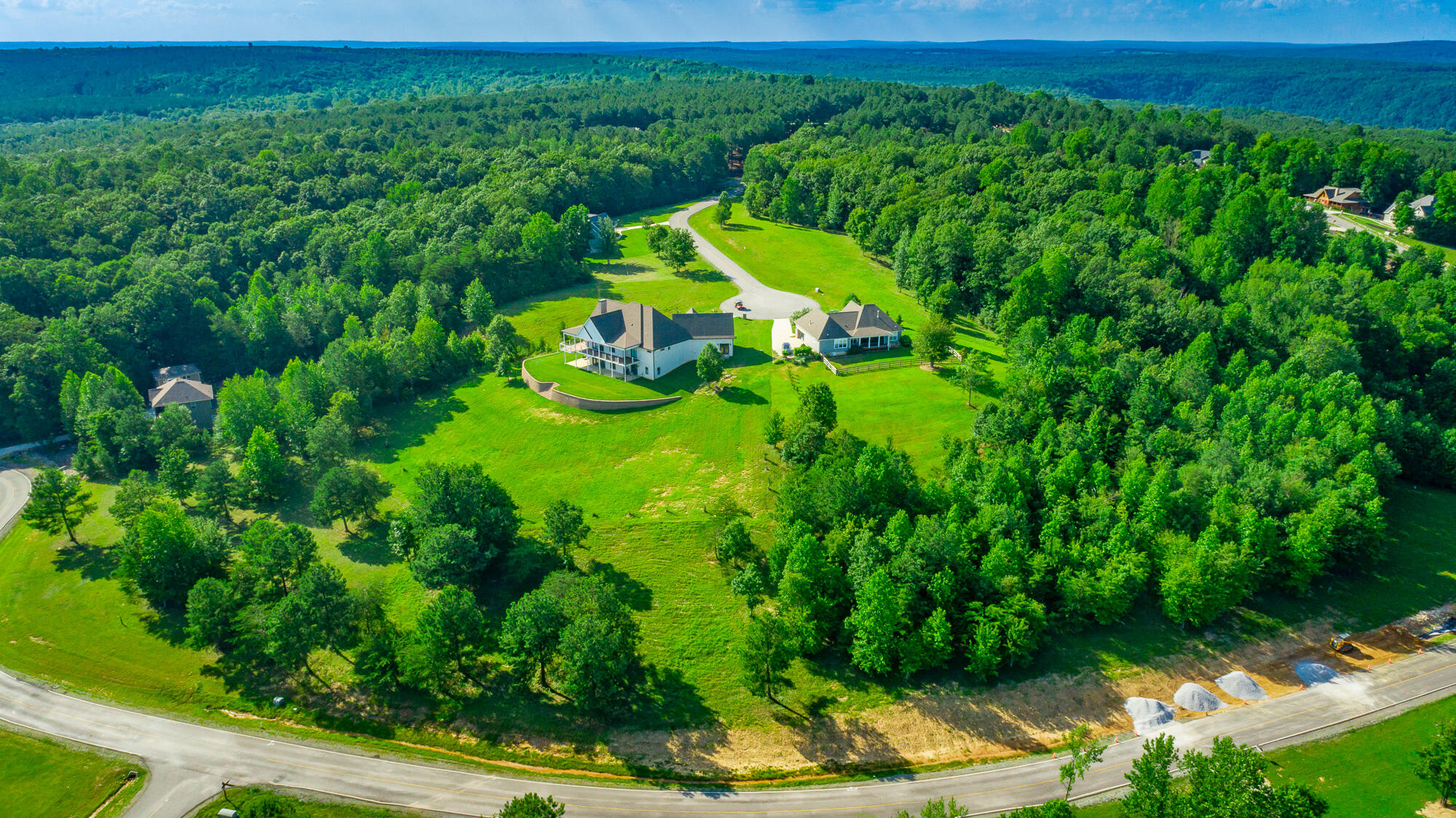 1899 River Bluffs Drive