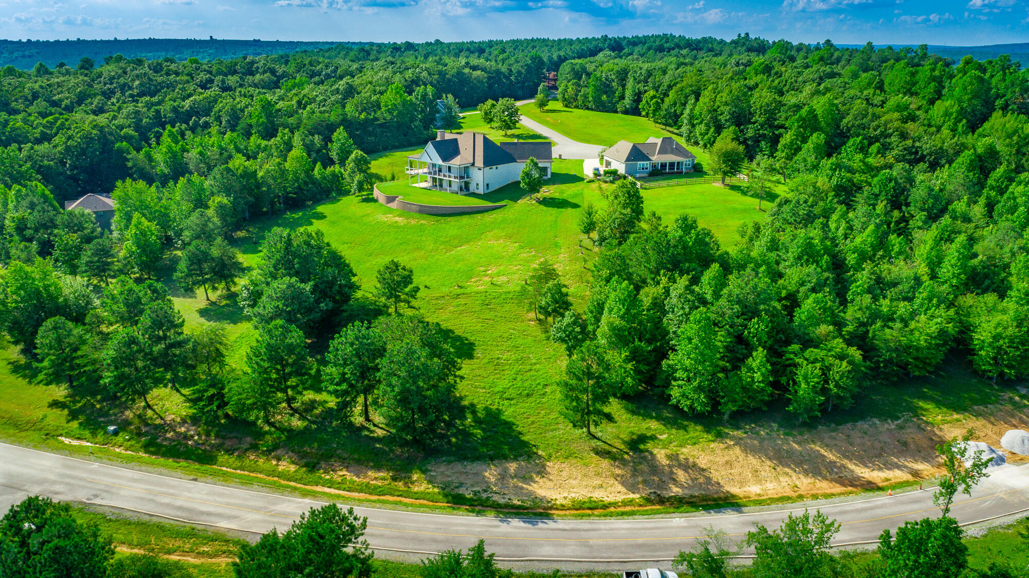 1899 River Bluffs Drive