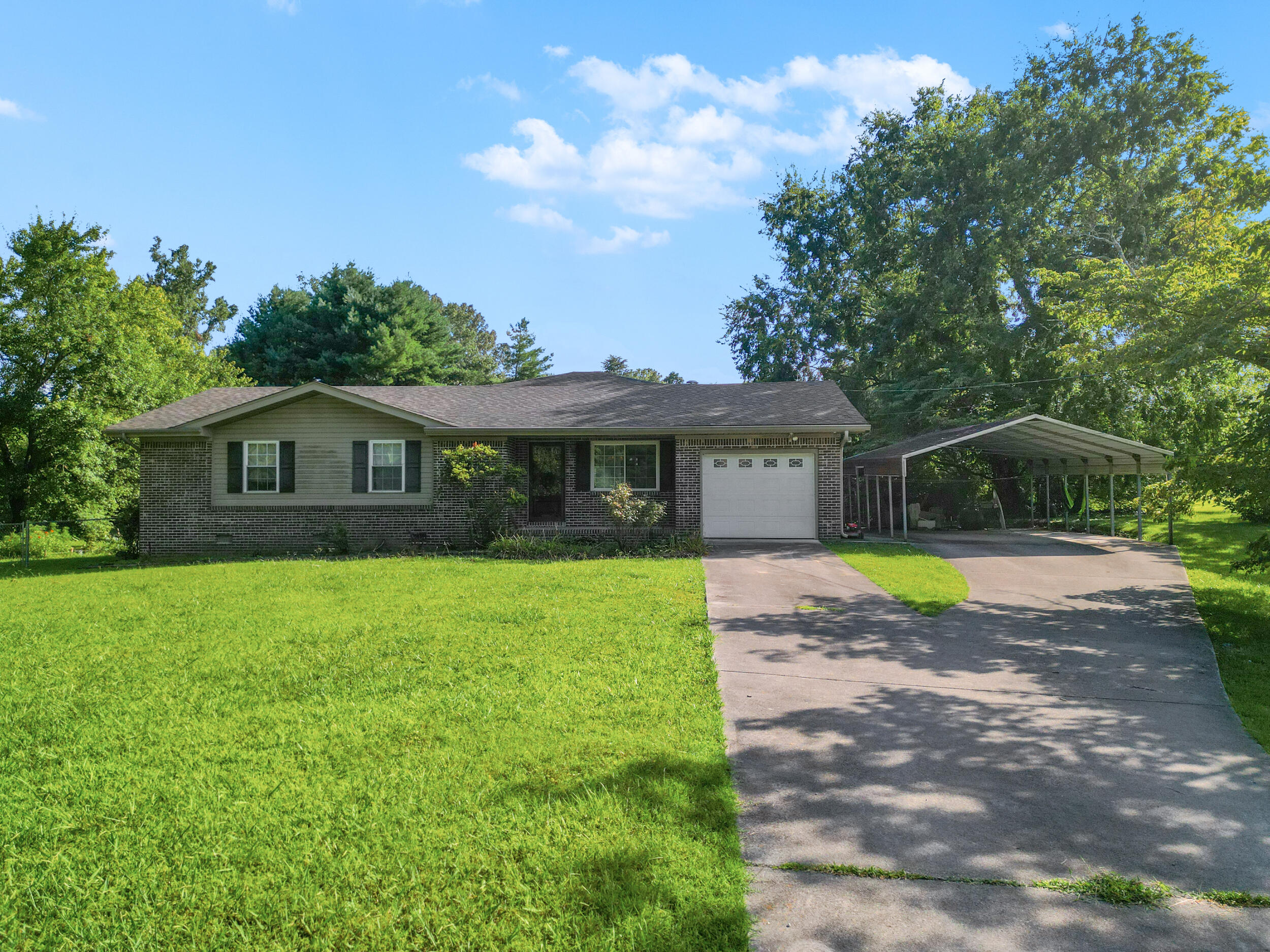 378 N Bowman Road