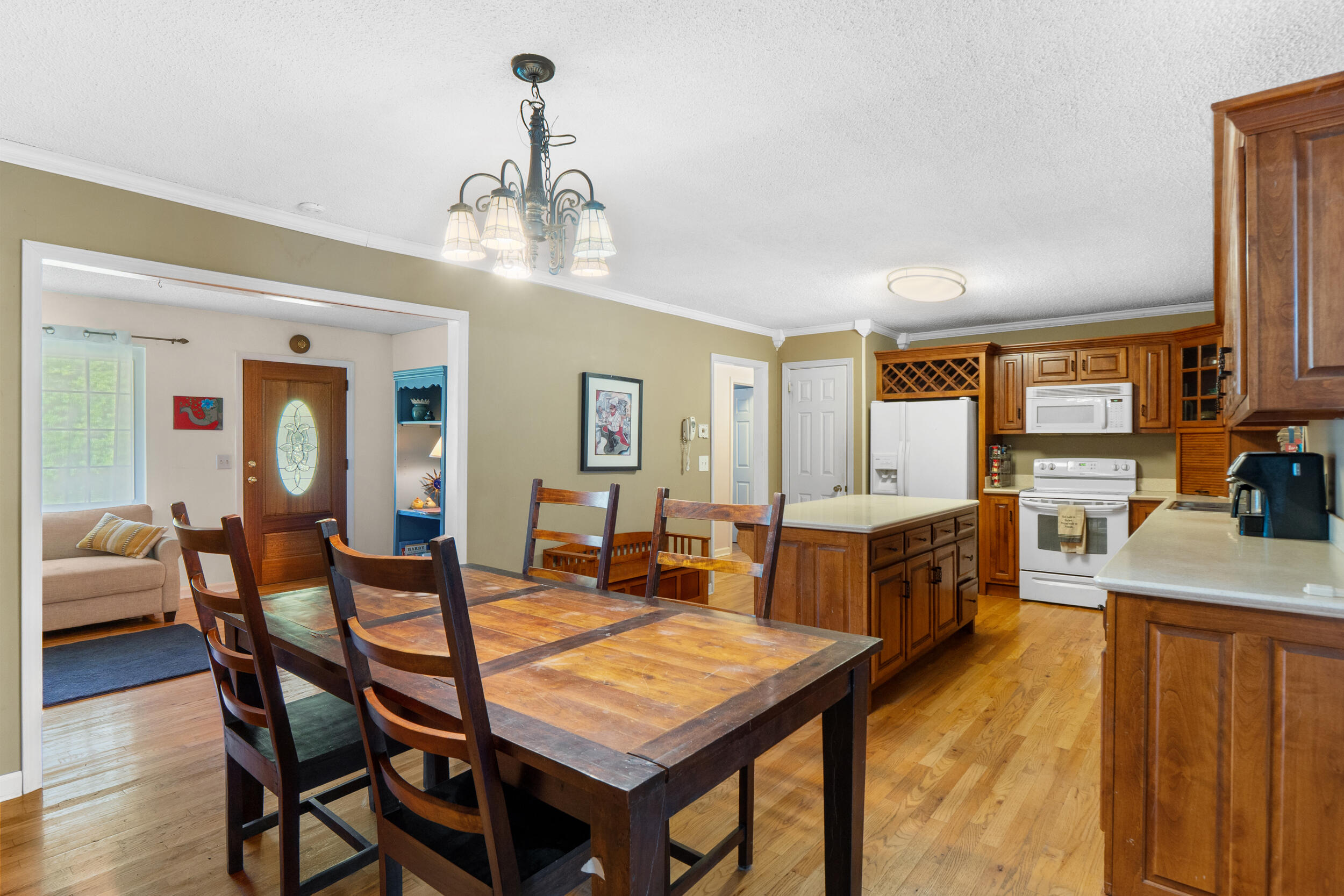 378 N Bowman Road
