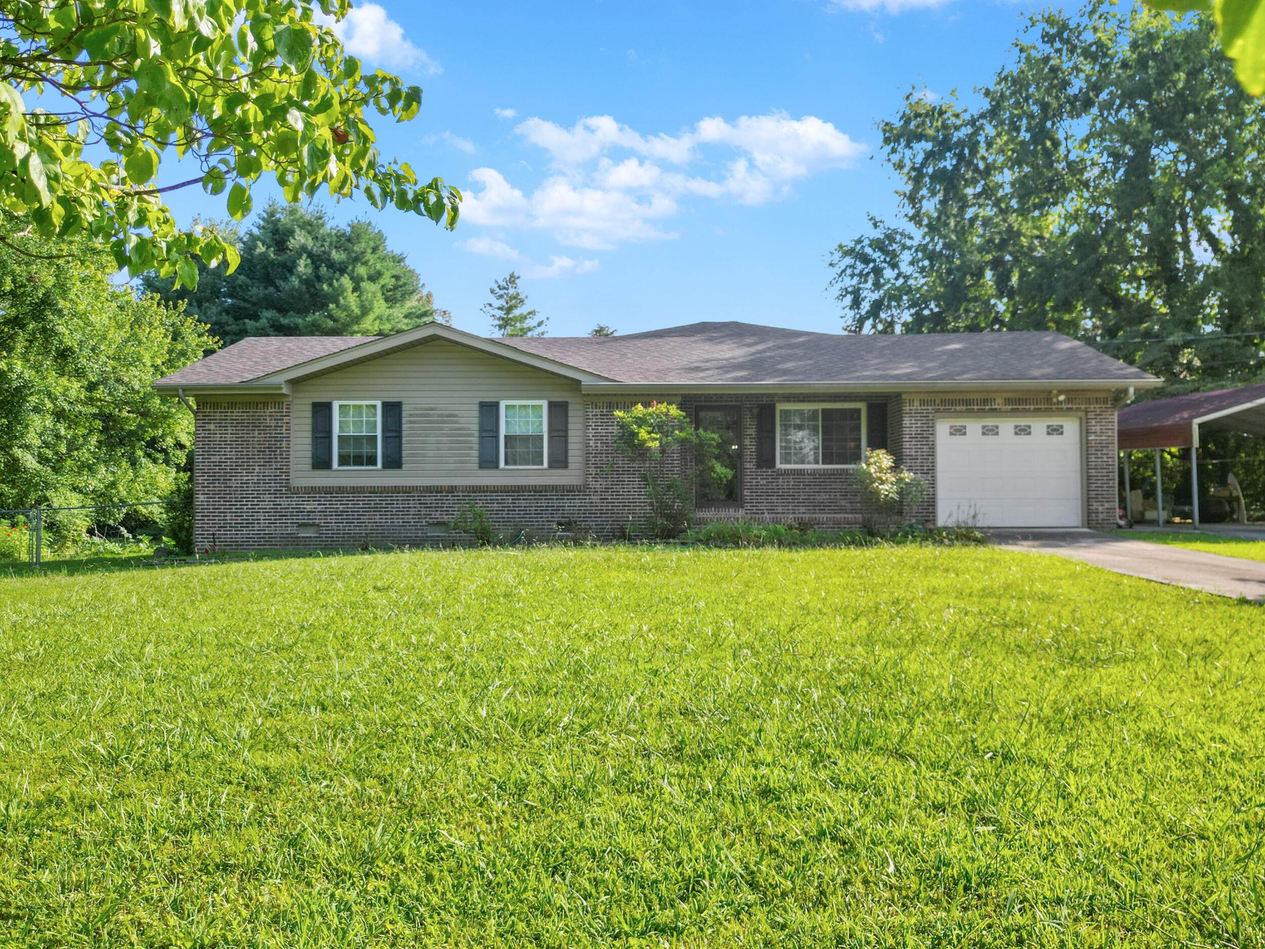378 N Bowman Road