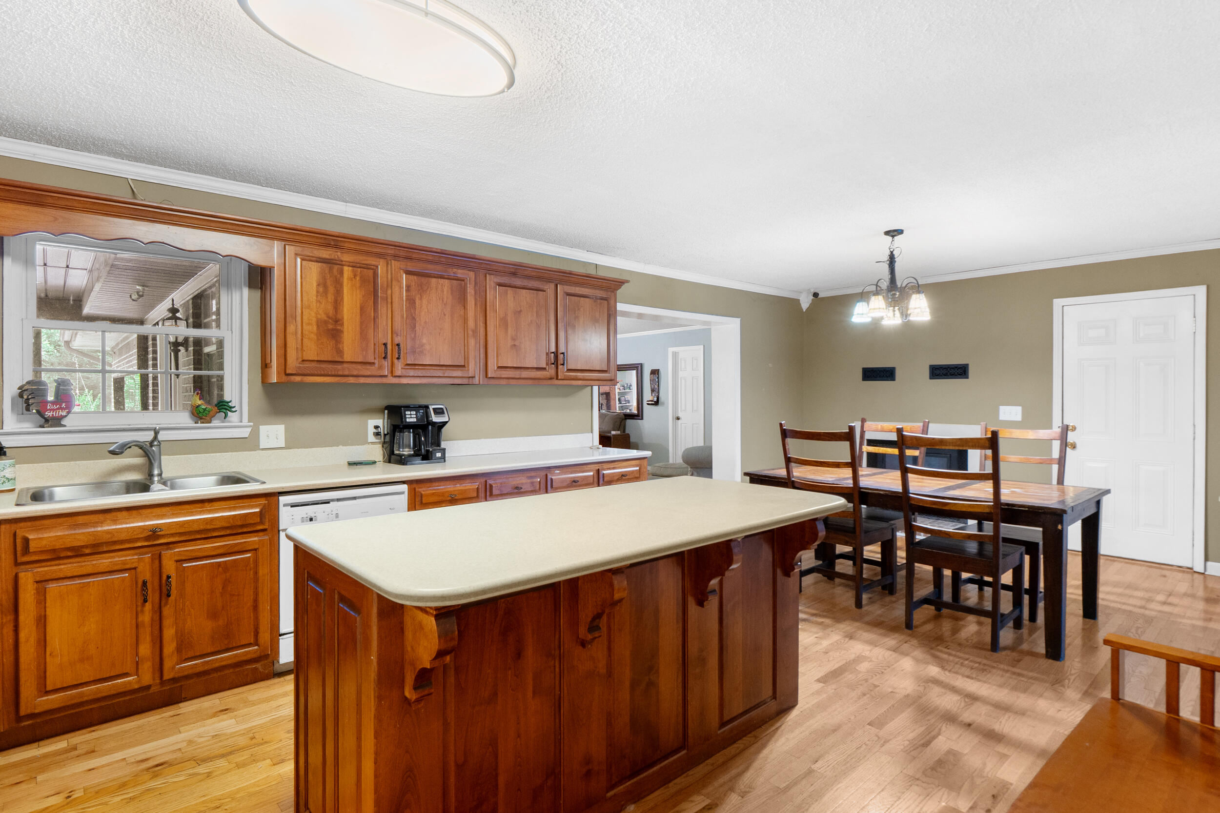 378 N Bowman Road