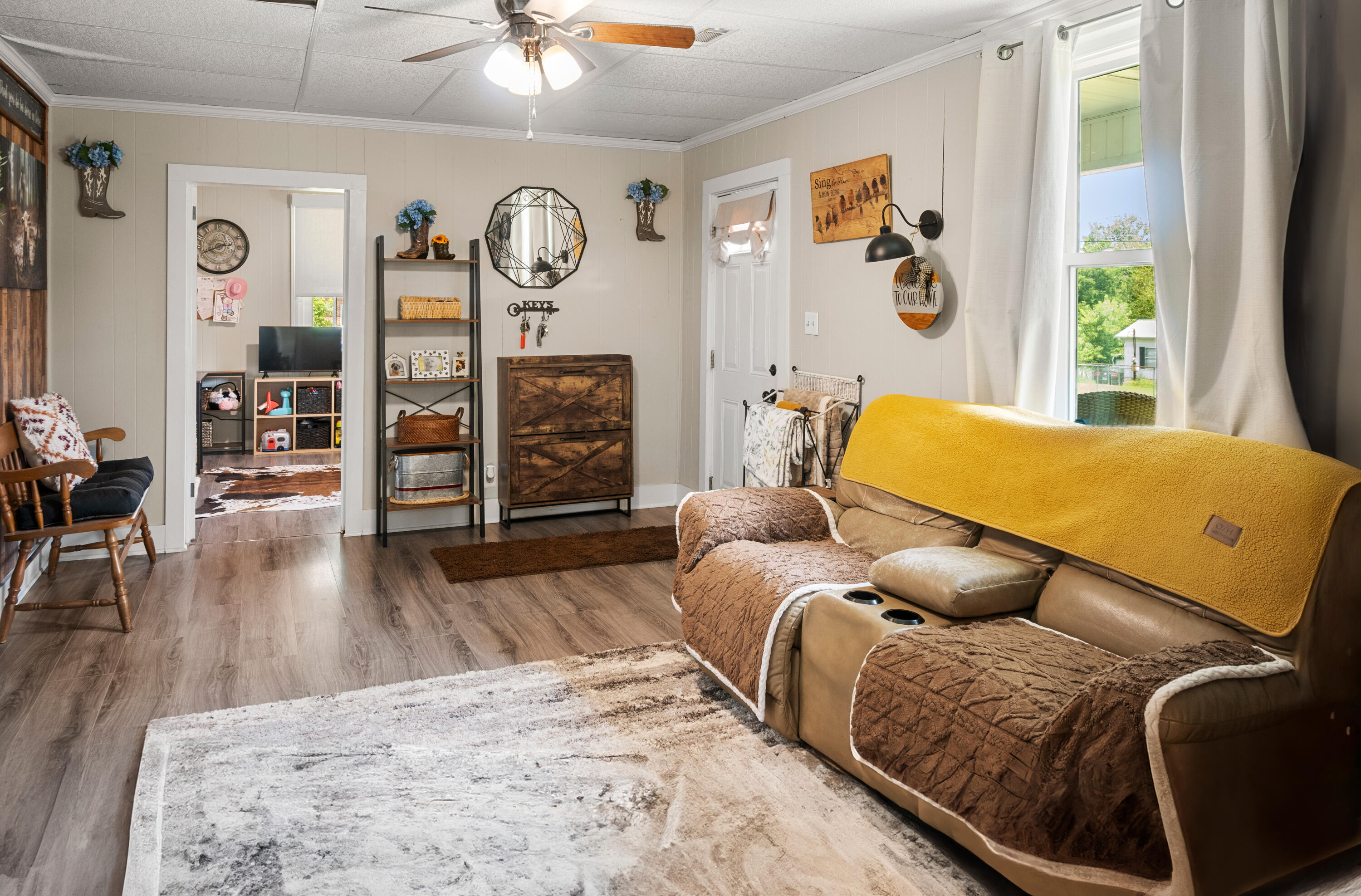 627 W Garden Farm Road