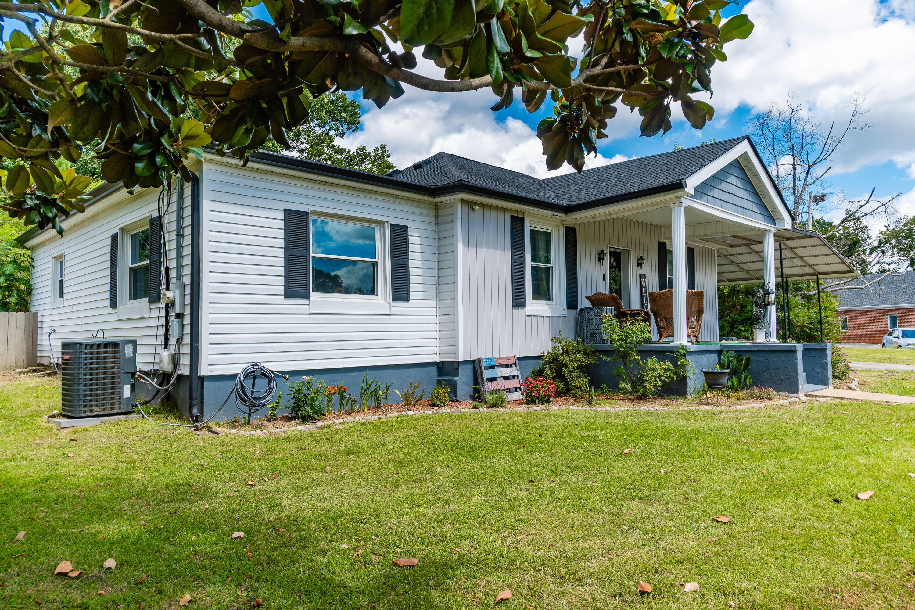 627 W Garden Farm Road