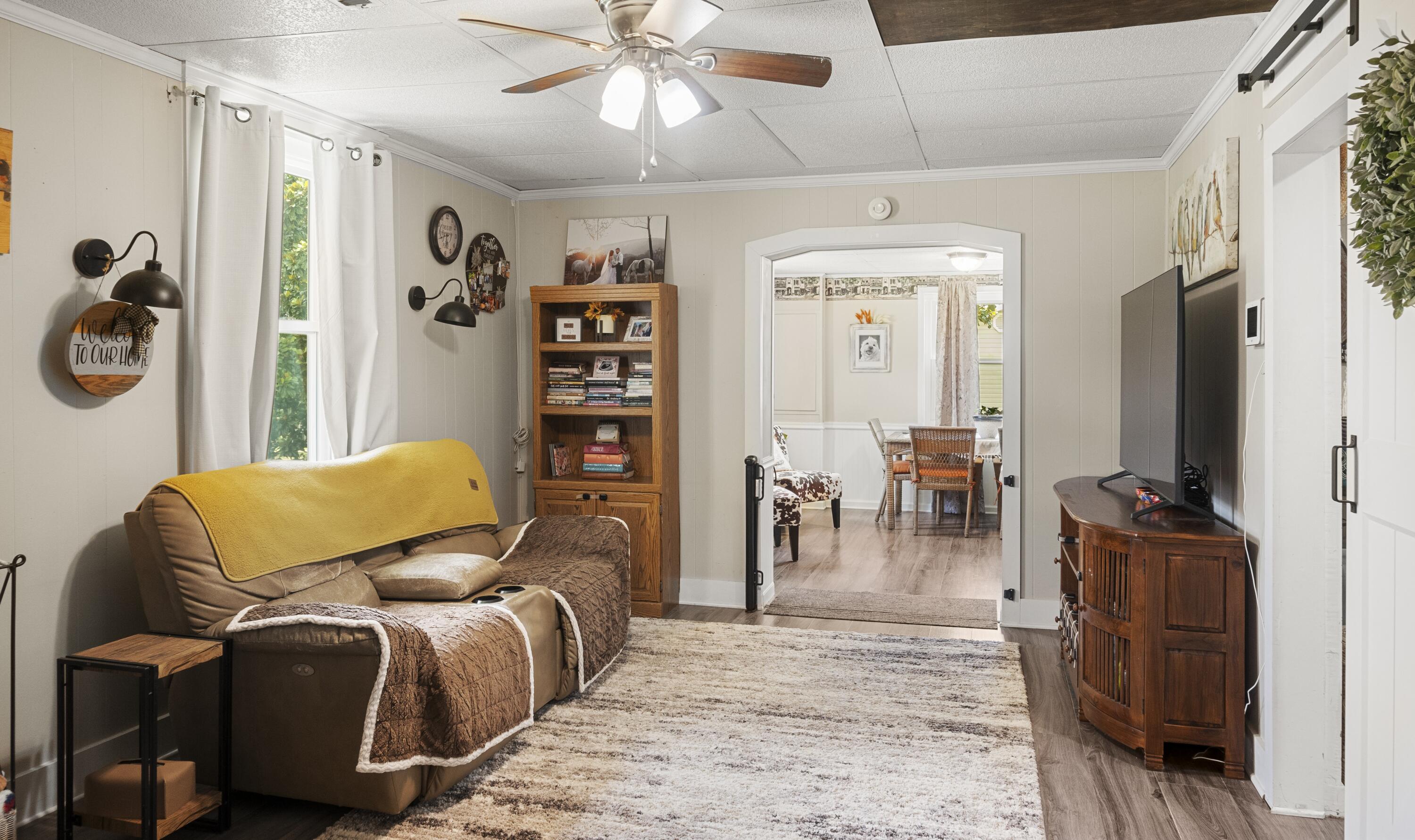 627 W Garden Farm Road