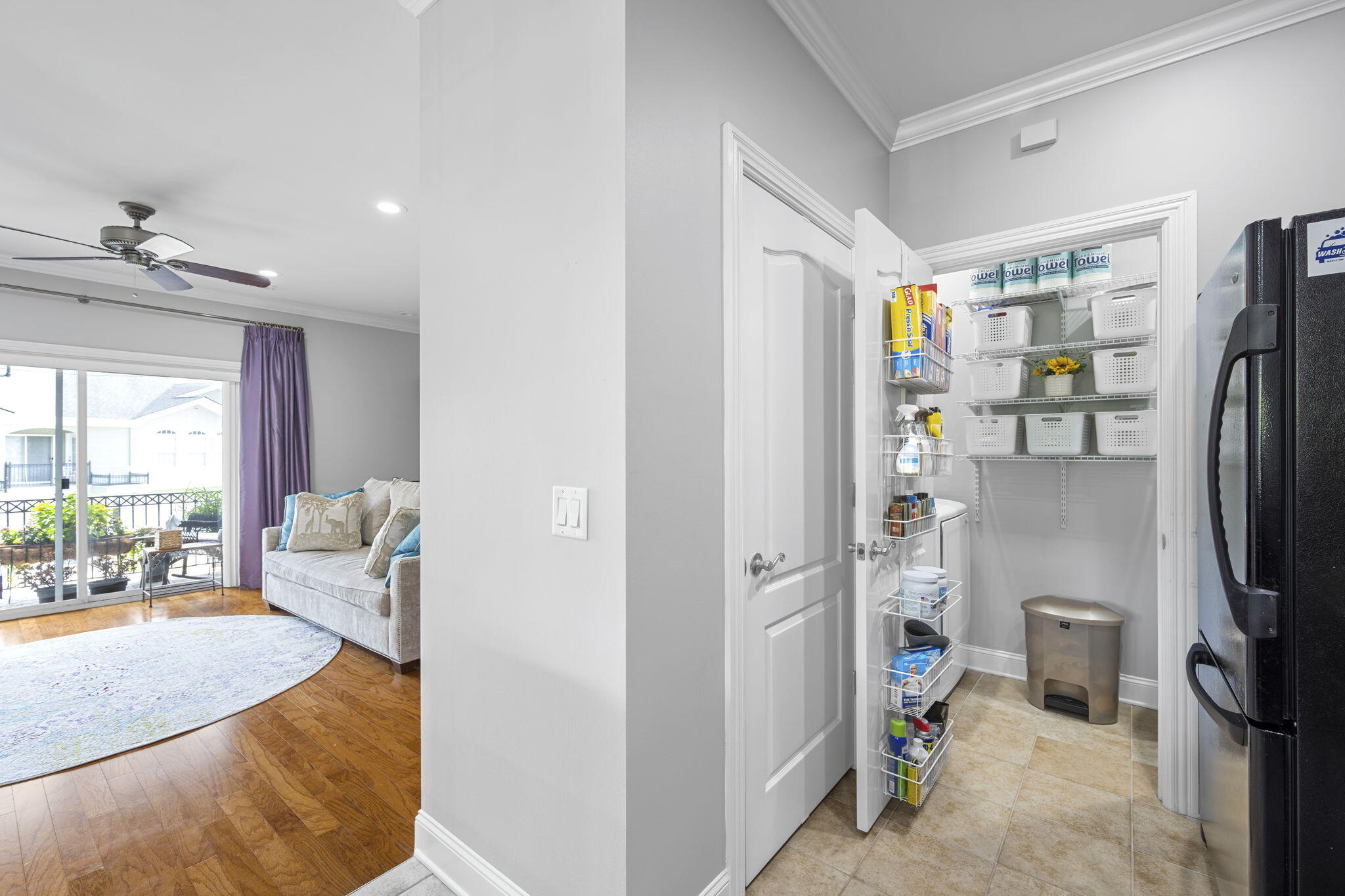 606 Renaissance Court