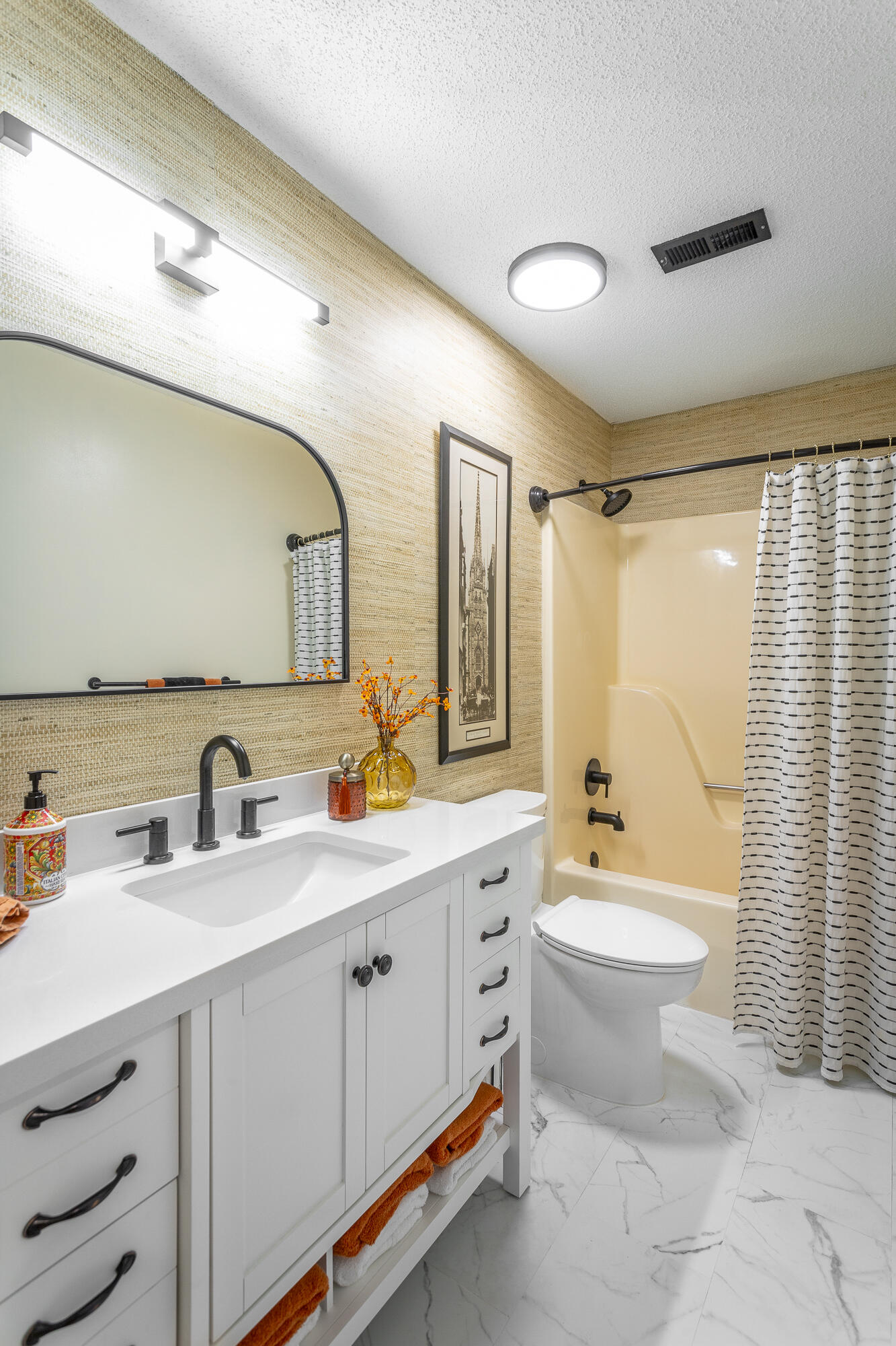 7716 Diamondhead Drive