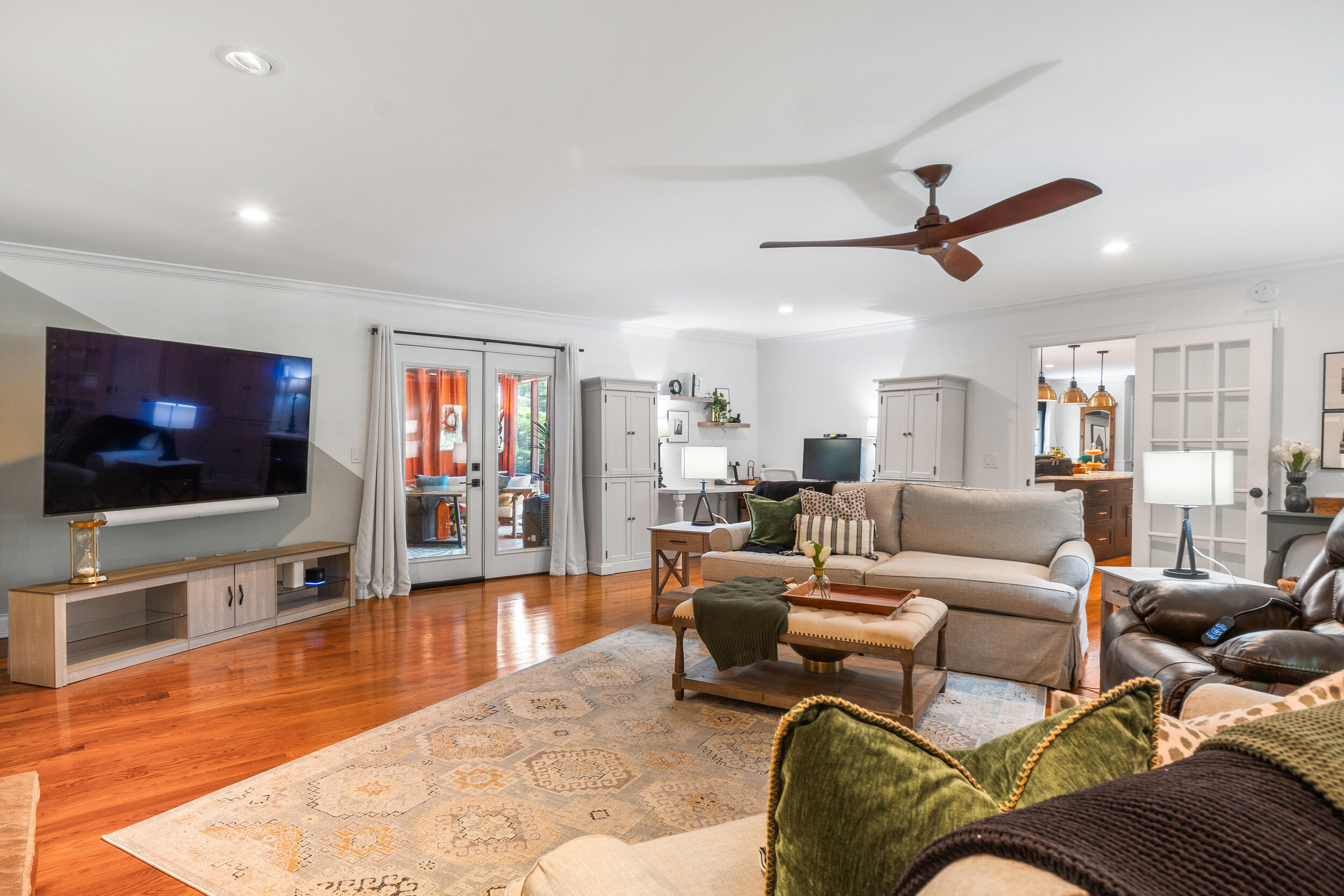 7716 Diamondhead Drive